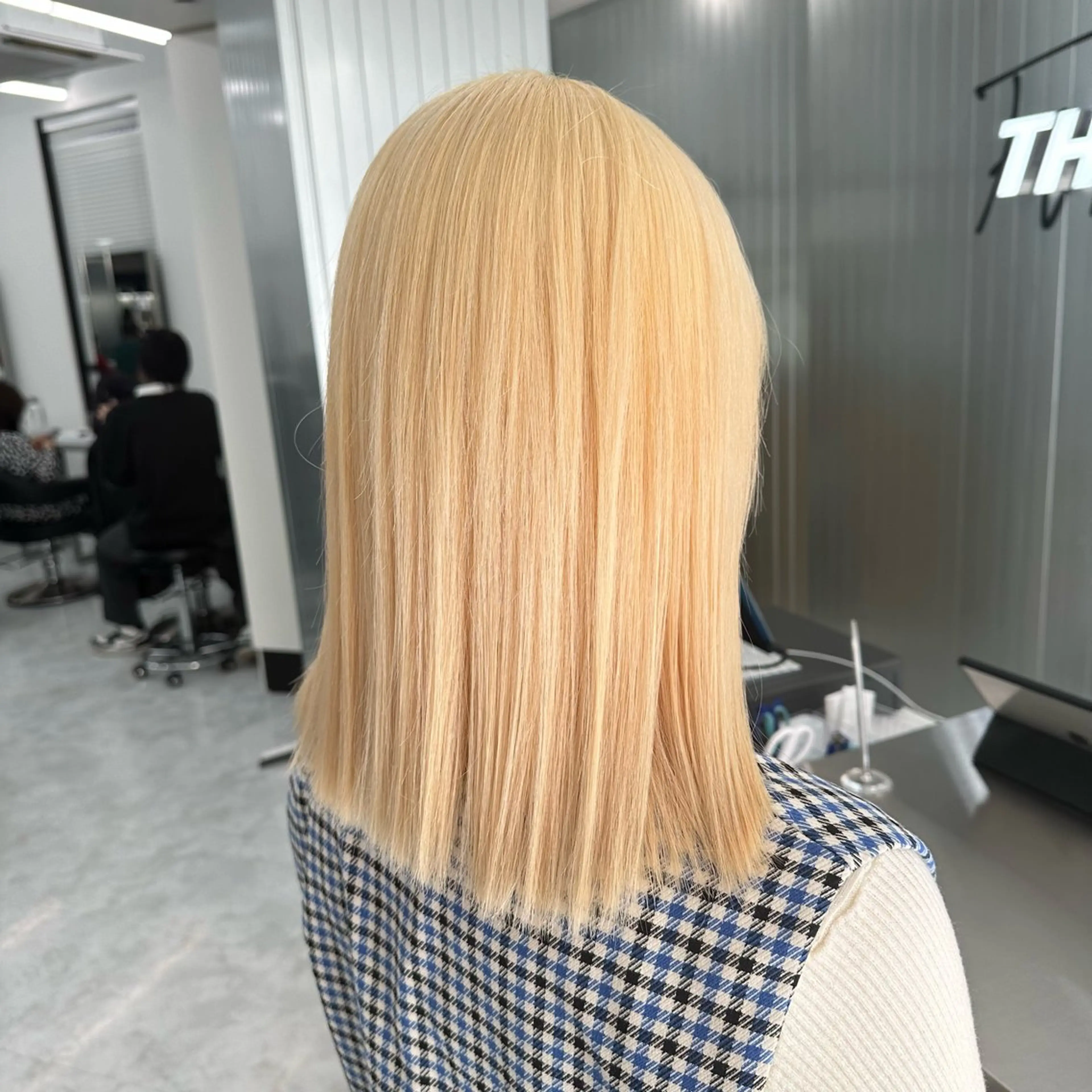 ミディアム カラー ヘアカラー トリートメント ヘッドスパ ヘアセット ダブルカラー 韓国ヘアKYONのヘアスタイル