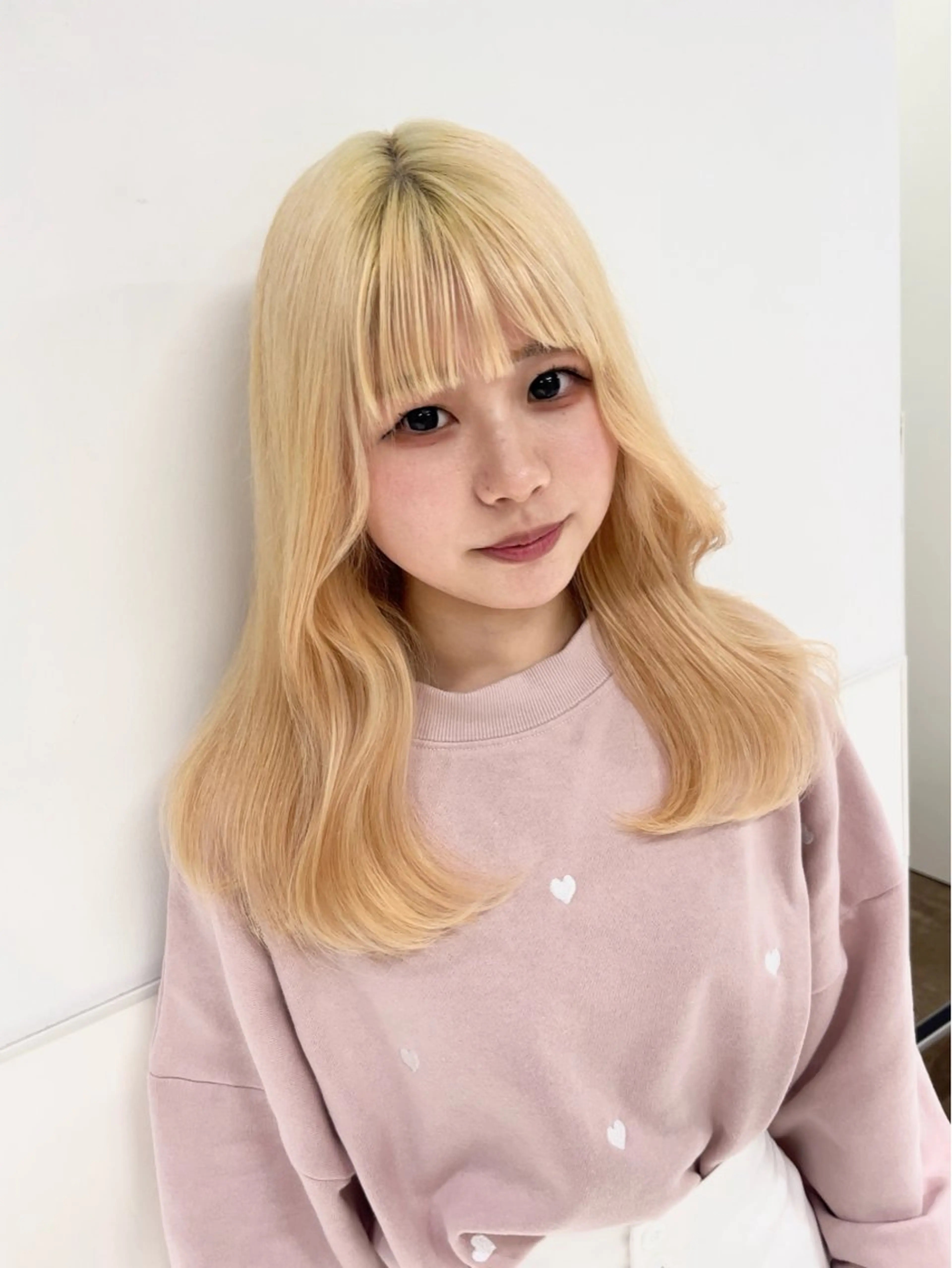 ミディアム カラー ブロンド りおな/エクステ /ミルクティーカラーのヘアスタイル