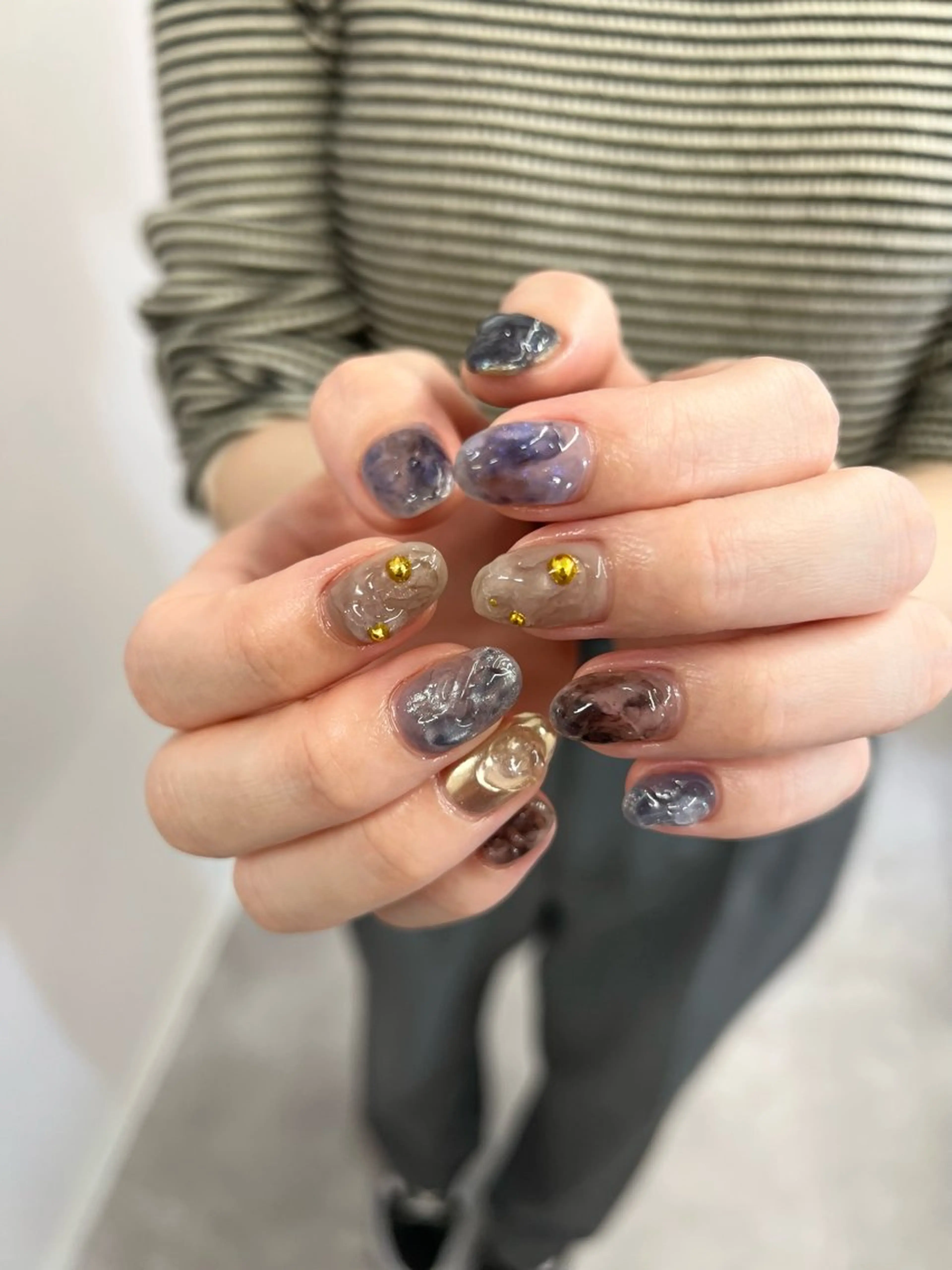 ネイル フレンチネイル ジェルネイル マグネットネイル ネイビー ニュアンスネイル ハンドネイル ハンドケア Bana_ Nailのその他イメージ