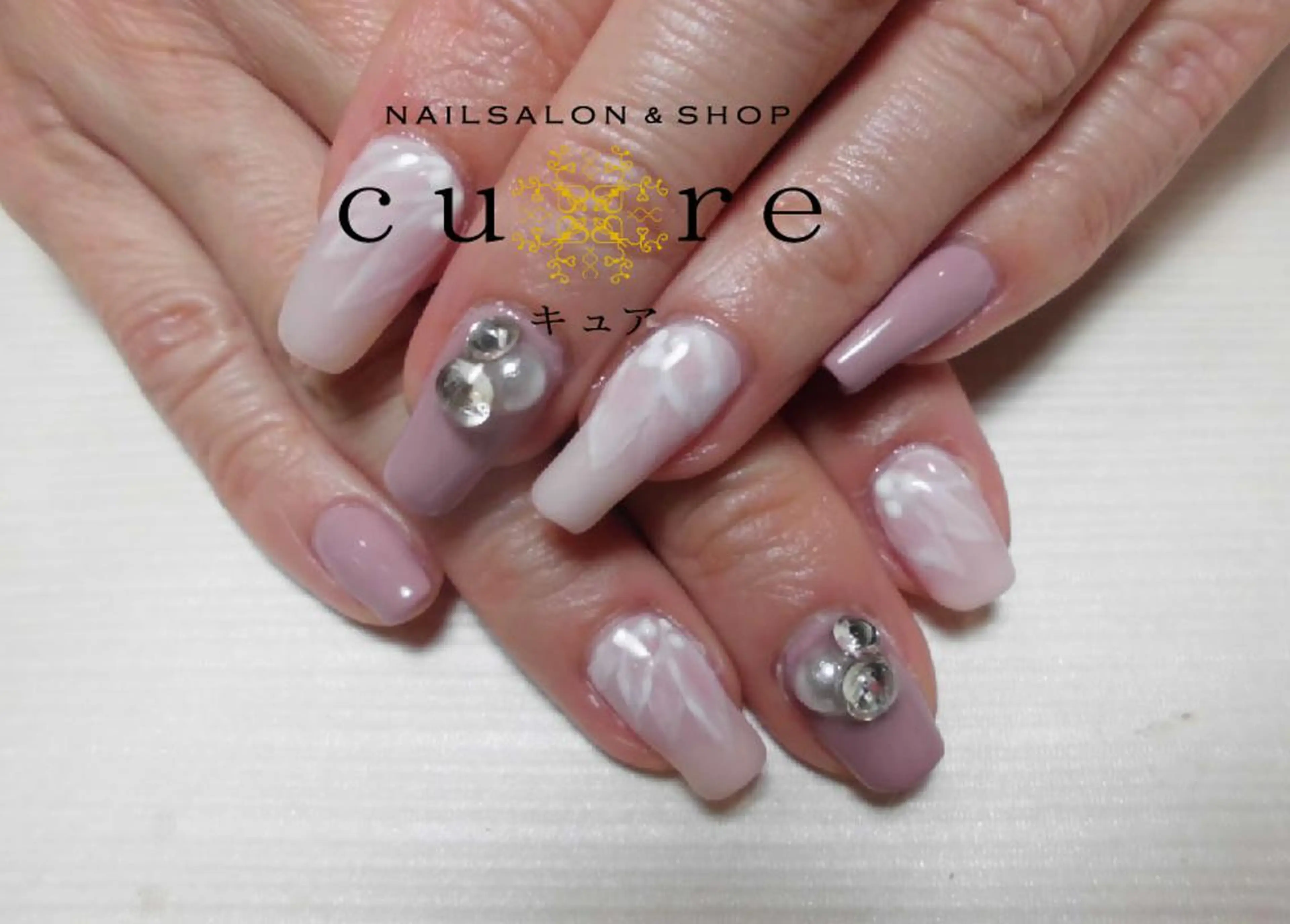 ミディアム ネイル ネイルサロン Cureのネイルデザイン
