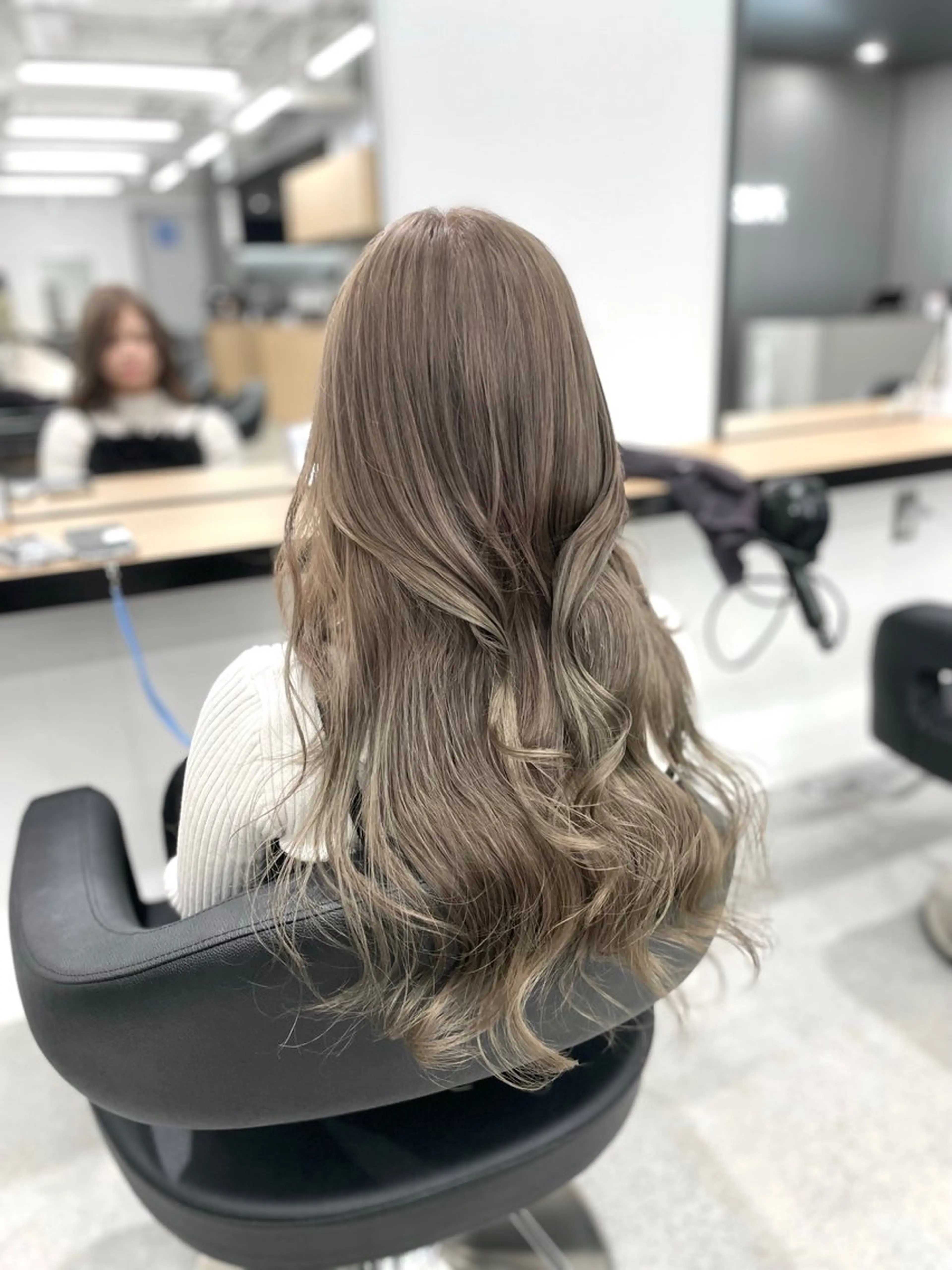 ロング 💍大人デザイン /ハイトーン♡リクトのヘアスタイル