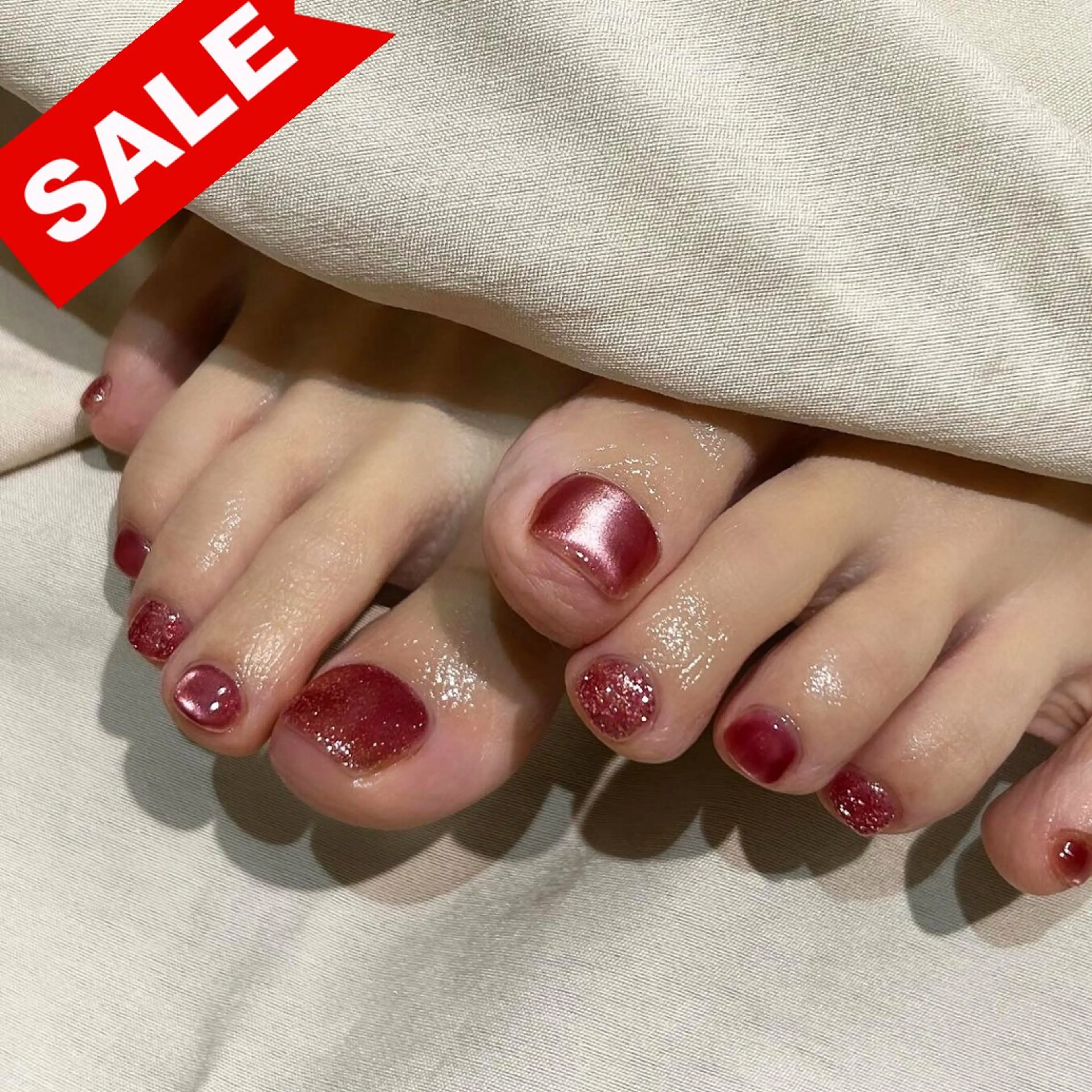 【foot✖️うるうる上品マグネットorフラッシュ♡✖️爪エステ🫧】オフ有りの写真