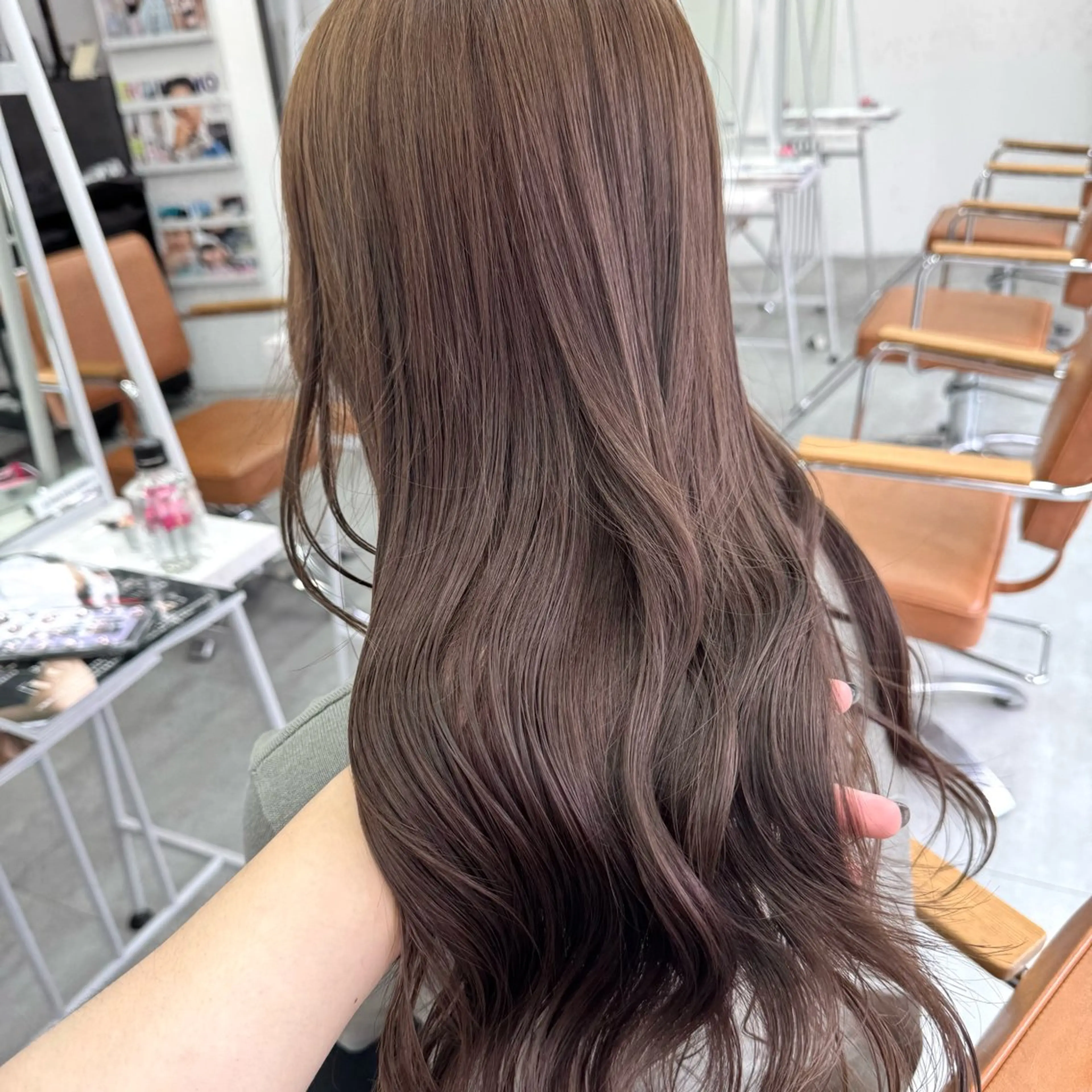 ロング カラー ヘアアレンジ ヘアカラー ブリーチなしカラー /新百合ヶ丘/安形翔のヘアスタイル