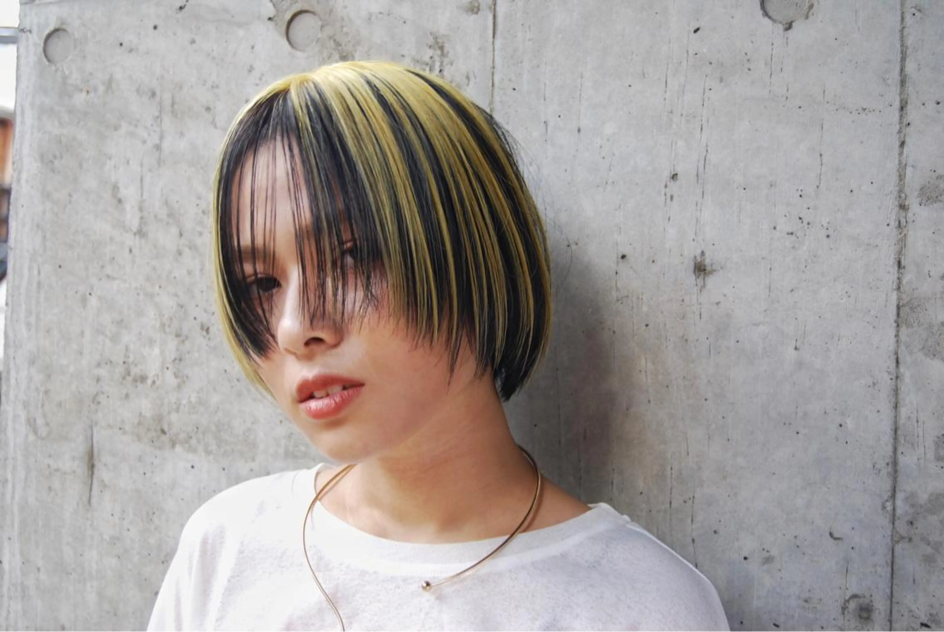 ショート イエローカラー カット ヘアカラー ハイトーンNo.1✨ パーマ✨イマイタツヤのヘアスタイル