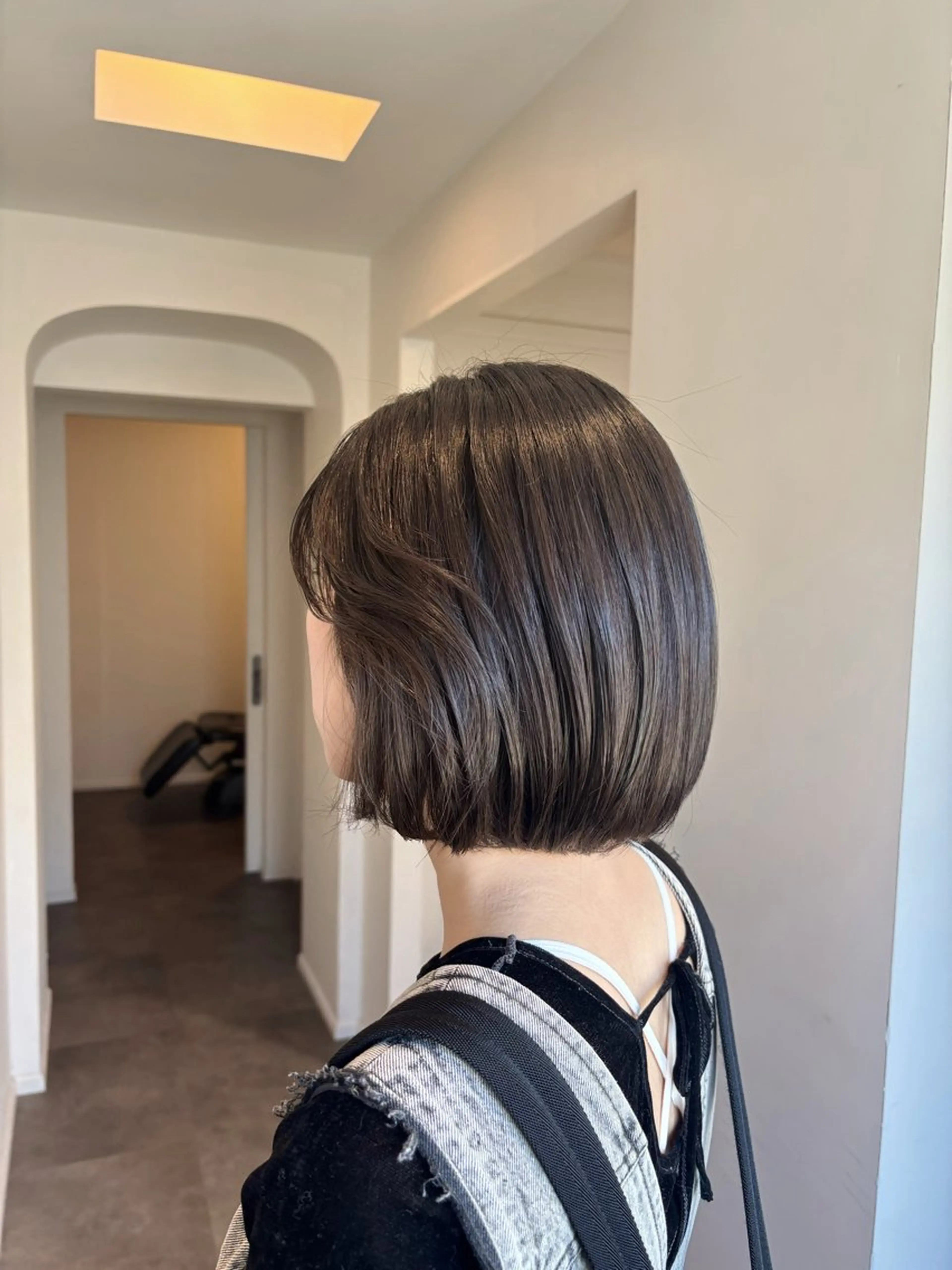 ショート カラー カット ヘアカラー トリートメント 栗林 茉那のヘアスタイル