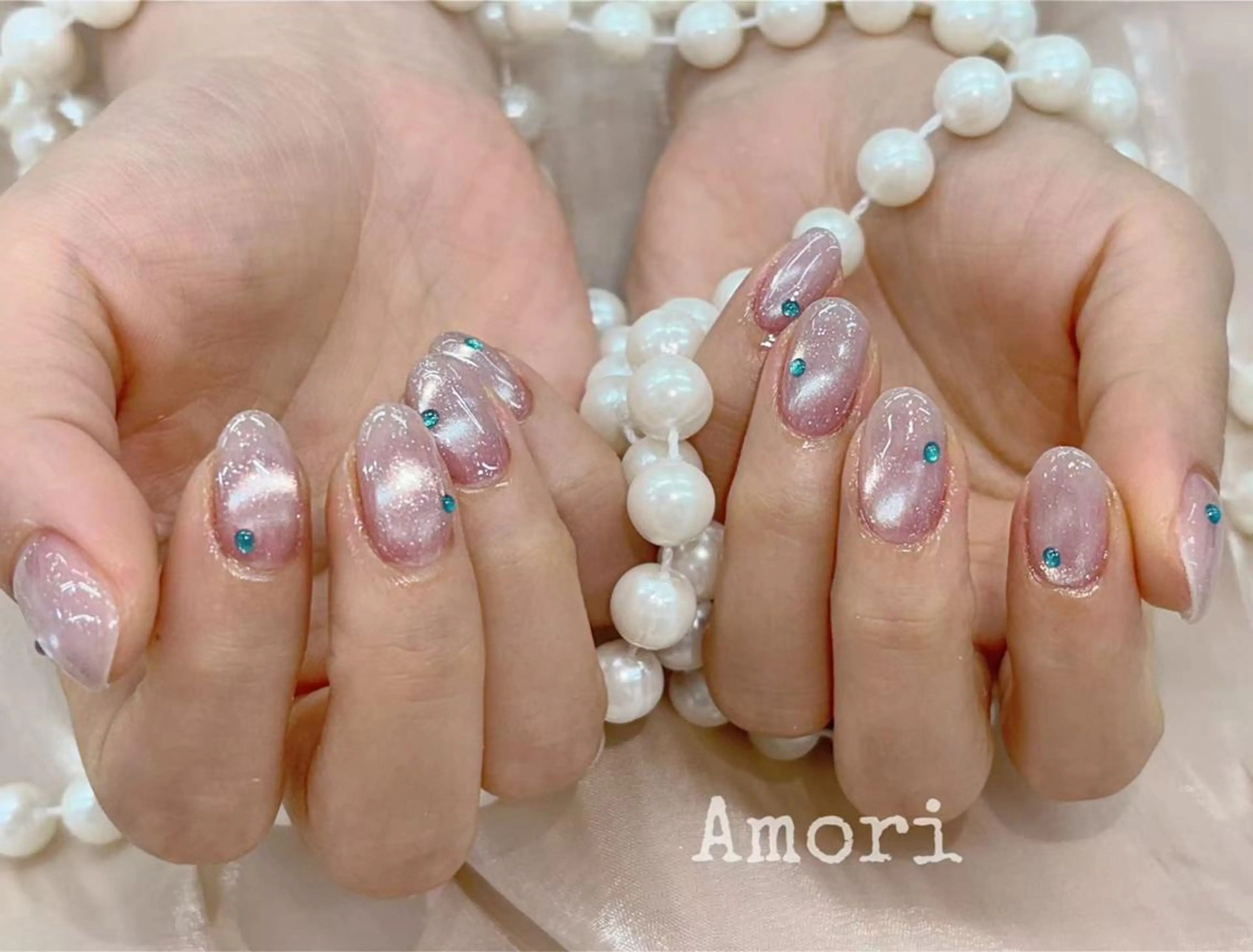 ネイル 佐藤 しおんのネイルデザイン