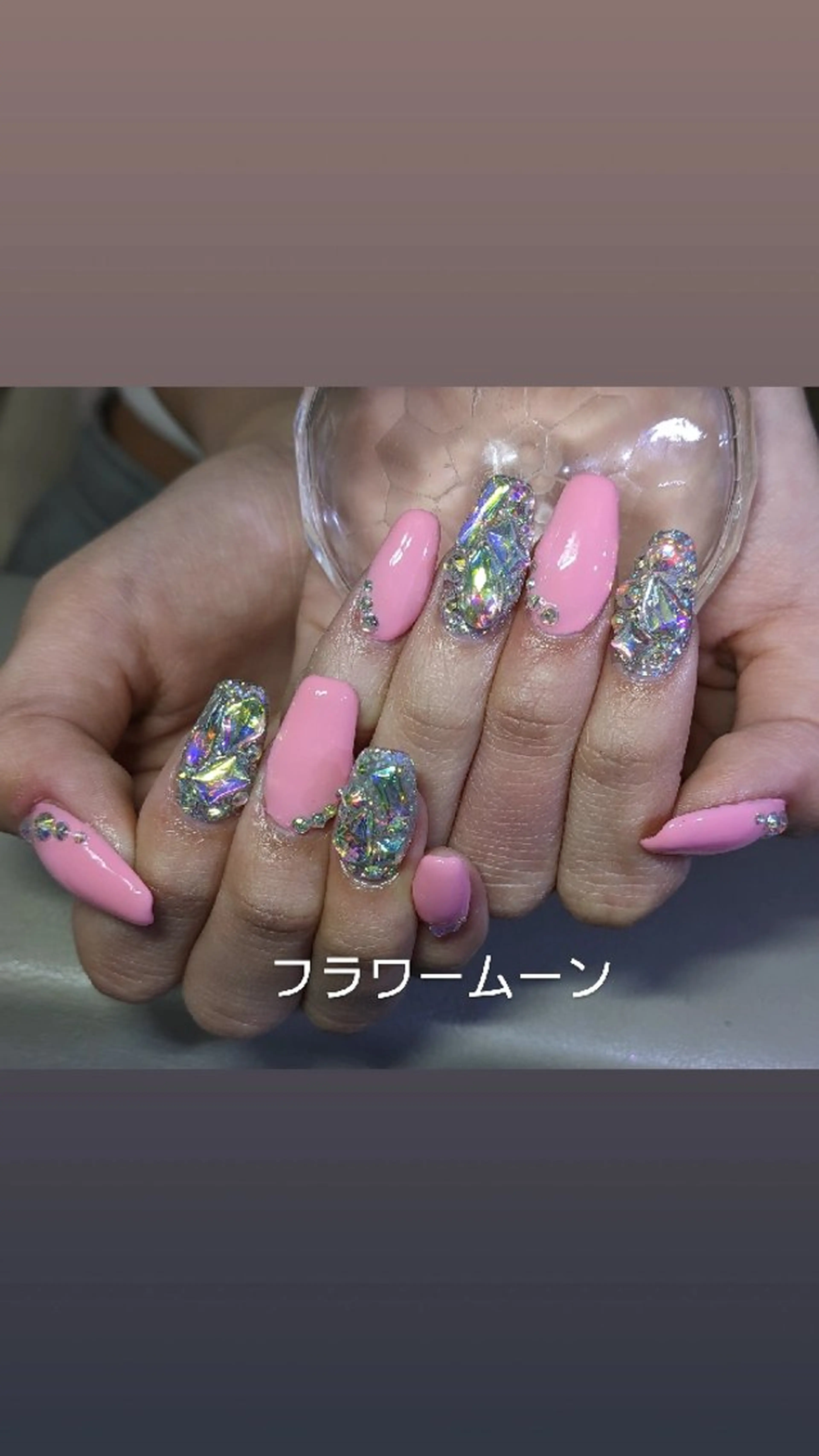 ネイル ハンドネイル ハンドケア フラワー ムーンのネイルデザイン