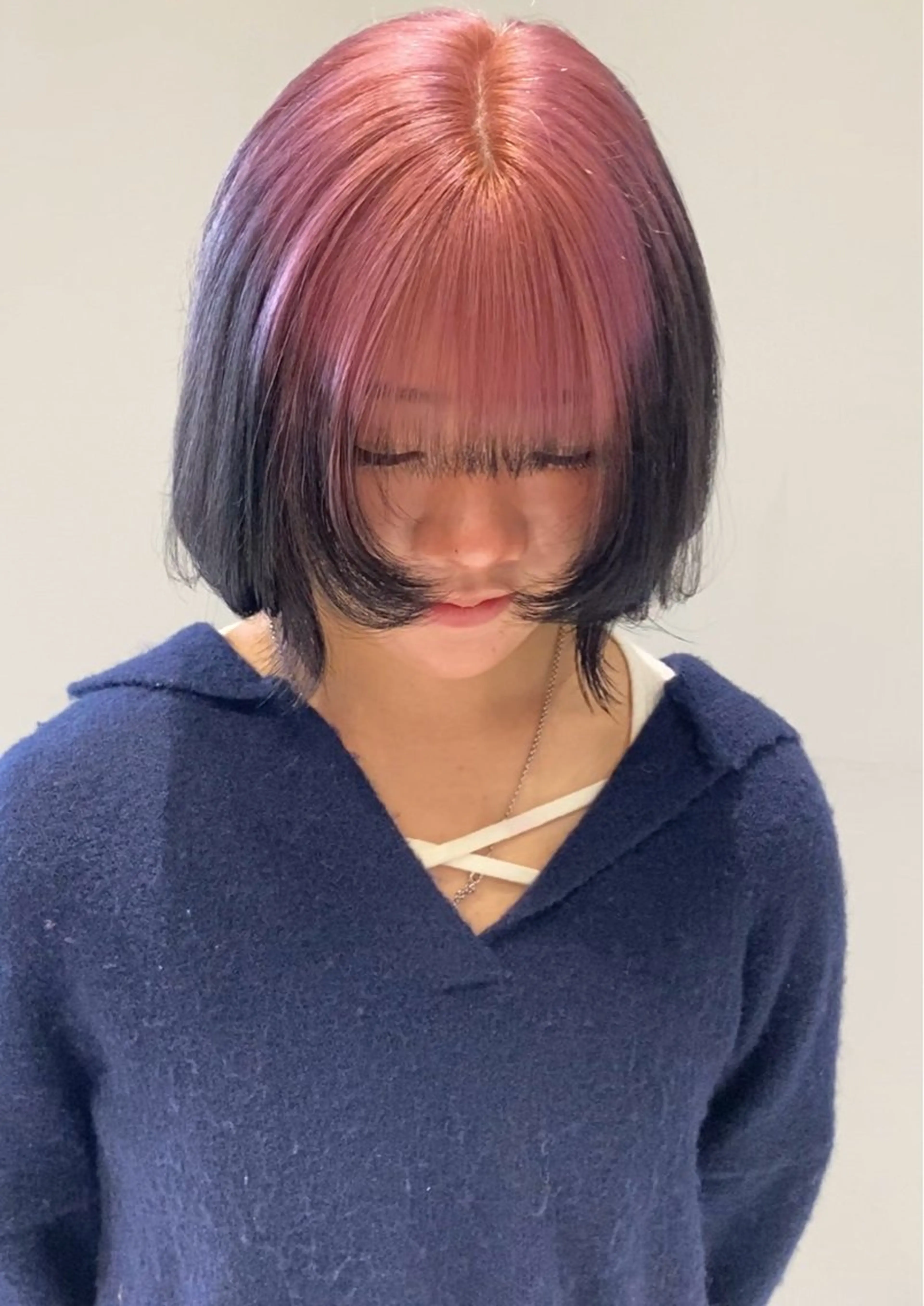 ミディアム カラー ヘアカラー トリートメント 磯田 冬弥のヘアスタイル