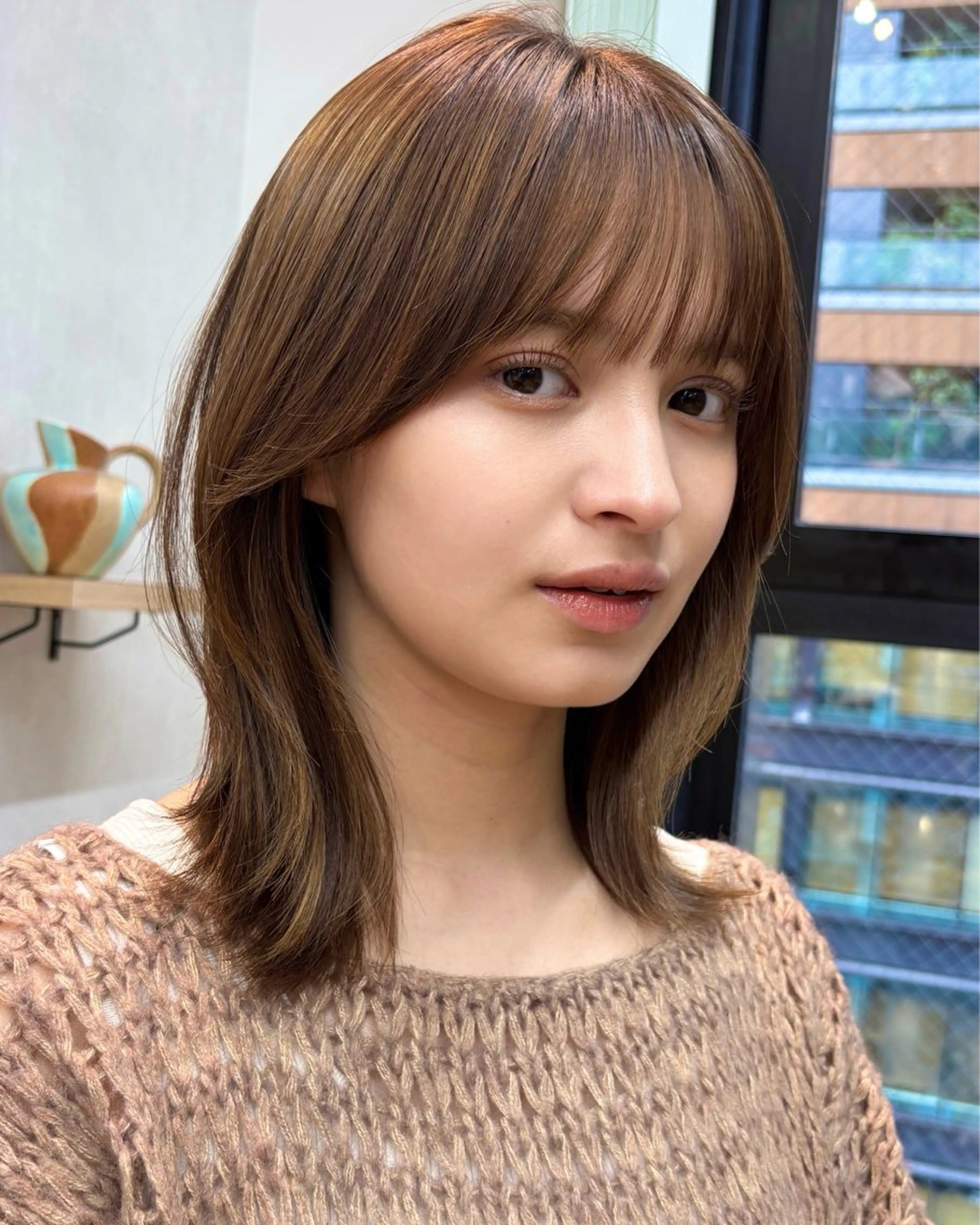 ミディアム カラー くびれヘア くびれレイヤー レイヤーカット 小顔カット カット ヘアカラー トリートメント あやめ【顔まわり/レ イヤー/柔らかカラ】のヘアスタイル