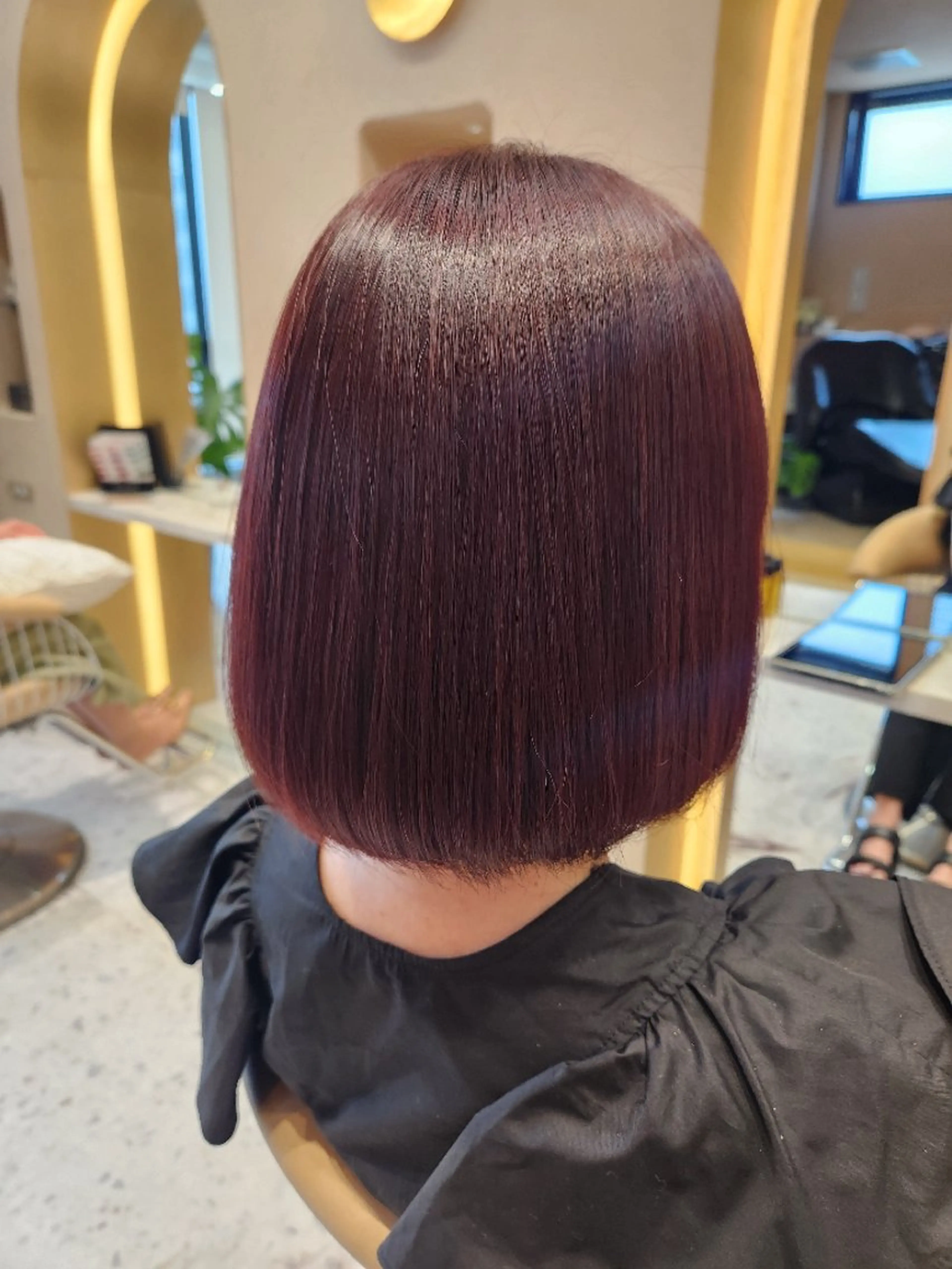 ショート カラー あかね☆ヘアアレンジ /ボブ/縮毛矯正のヘアスタイル