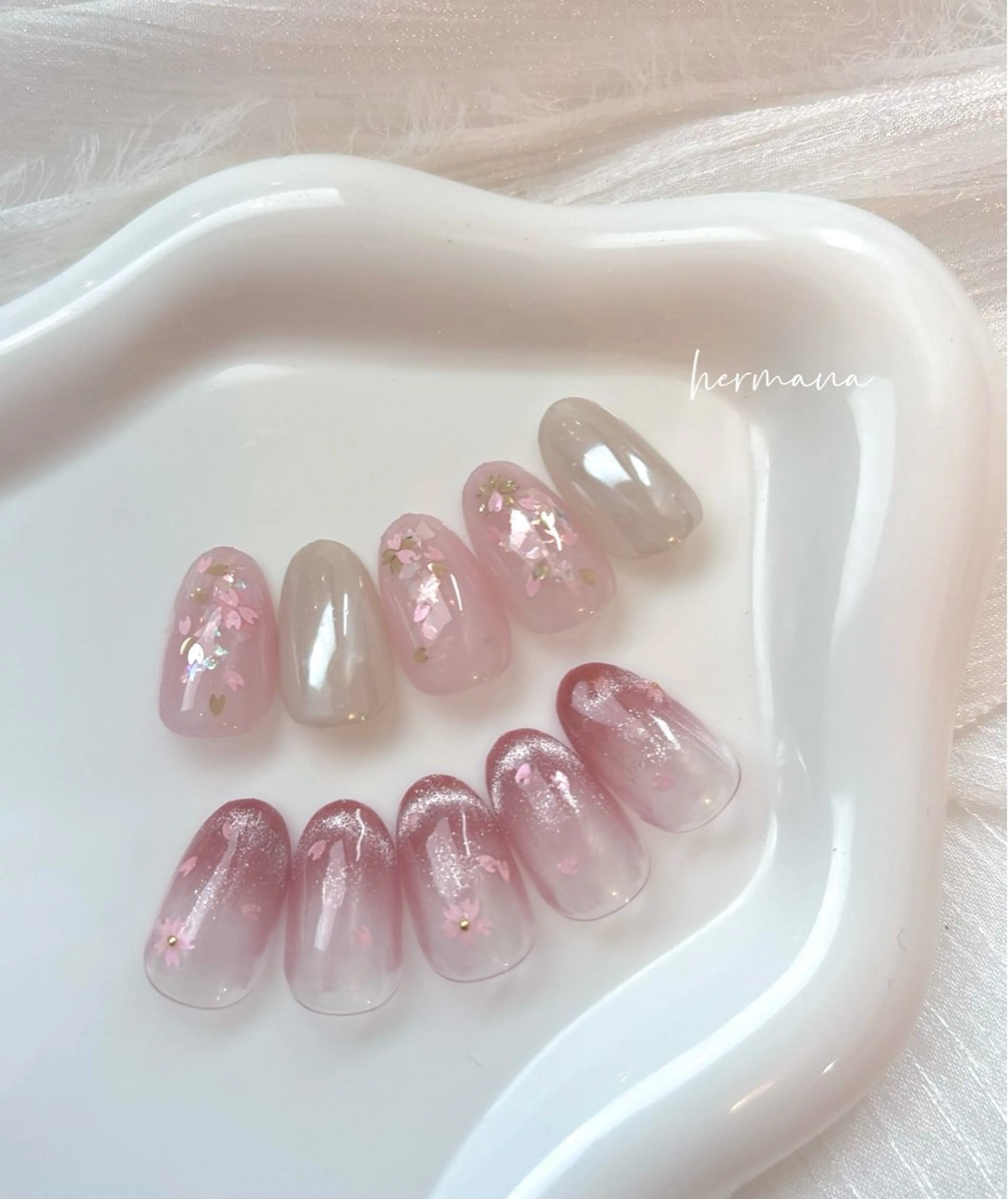 ネイル 桜ネイル ハンドネイル 伊藤 菜緒のネイルデザイン