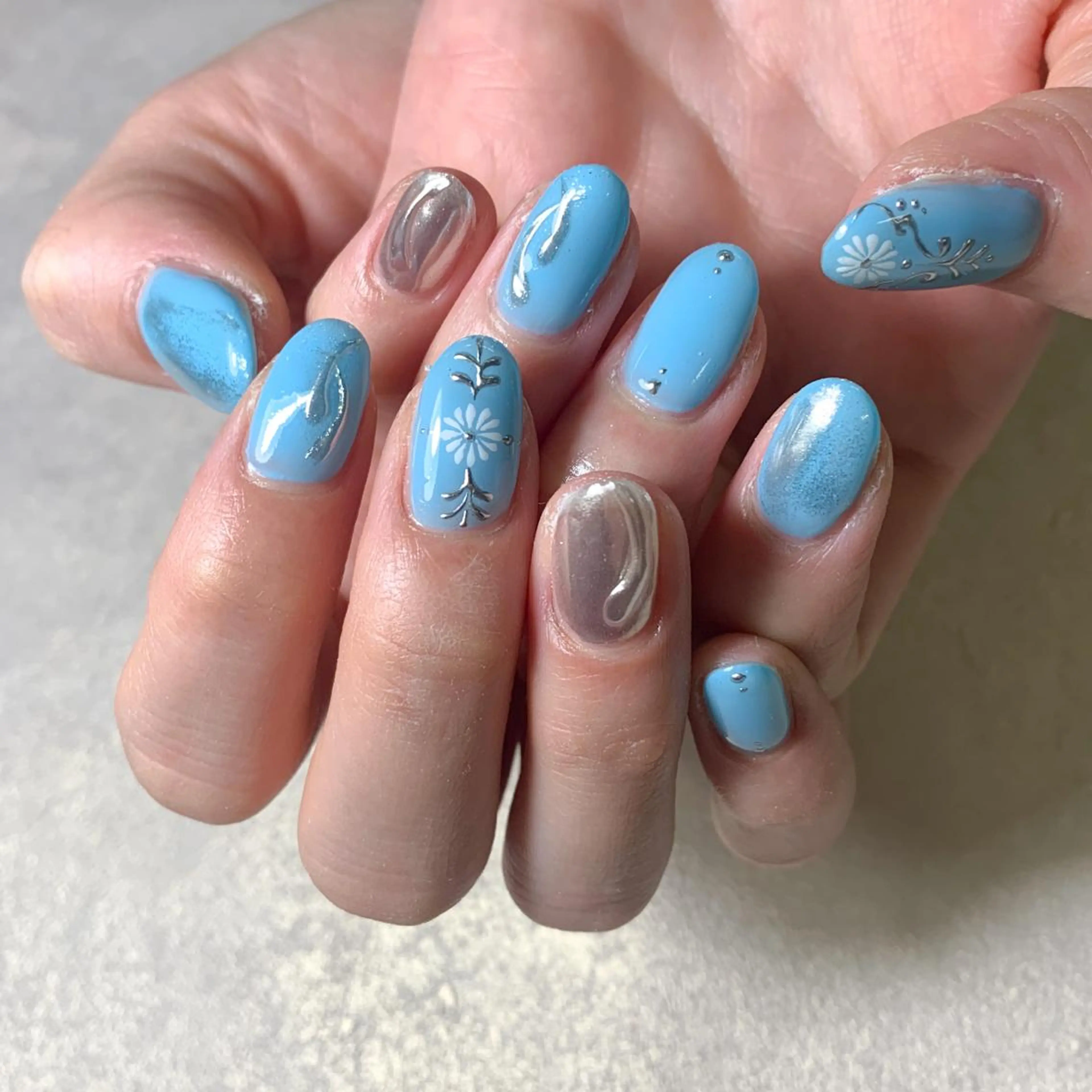 ネイル atelier　FIORITURA所属・FIORITURA aiのネイルデザイン