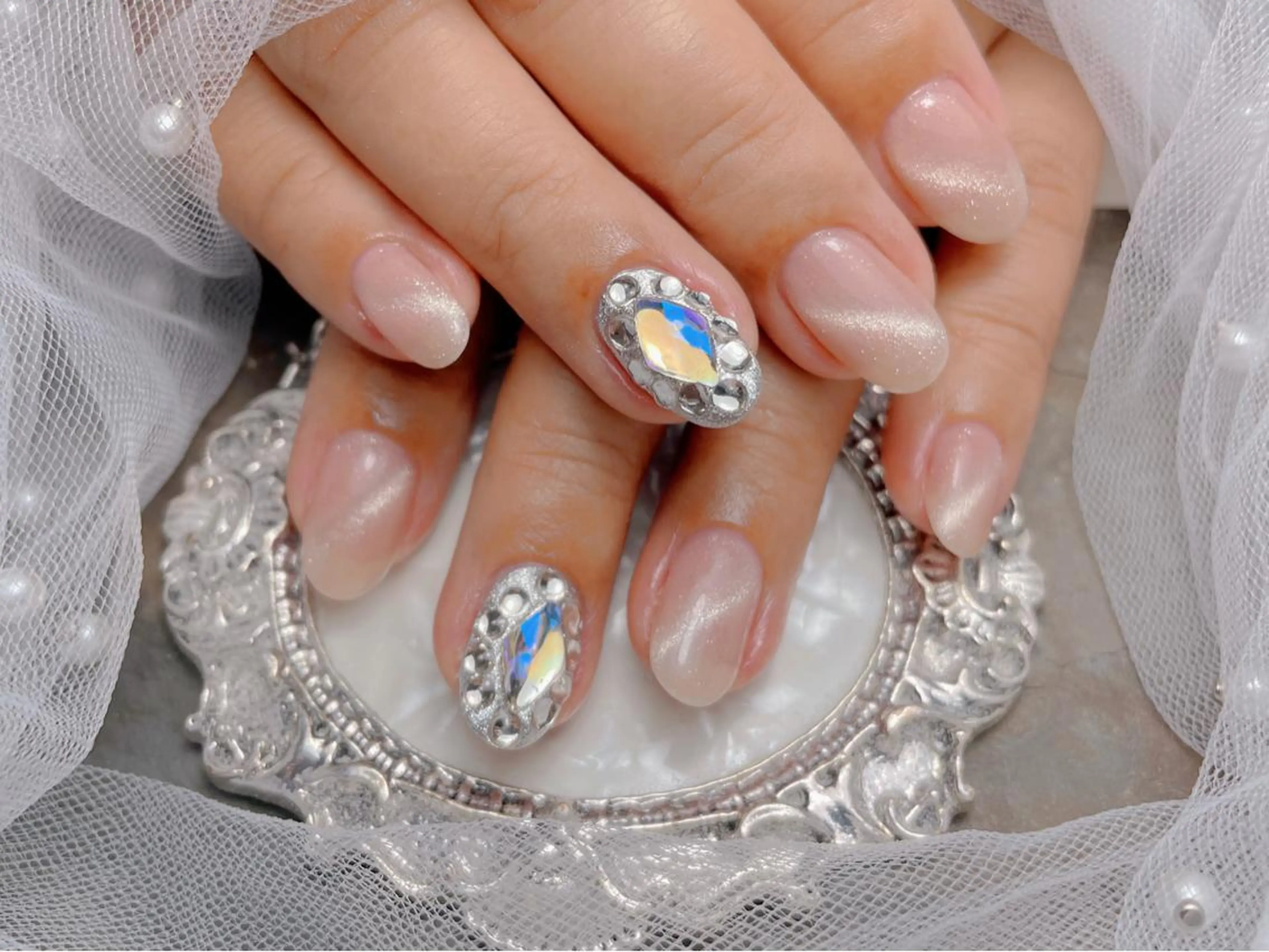 ネイル ハンドネイル マジックミラー所属・マジック ミラーのネイルデザイン