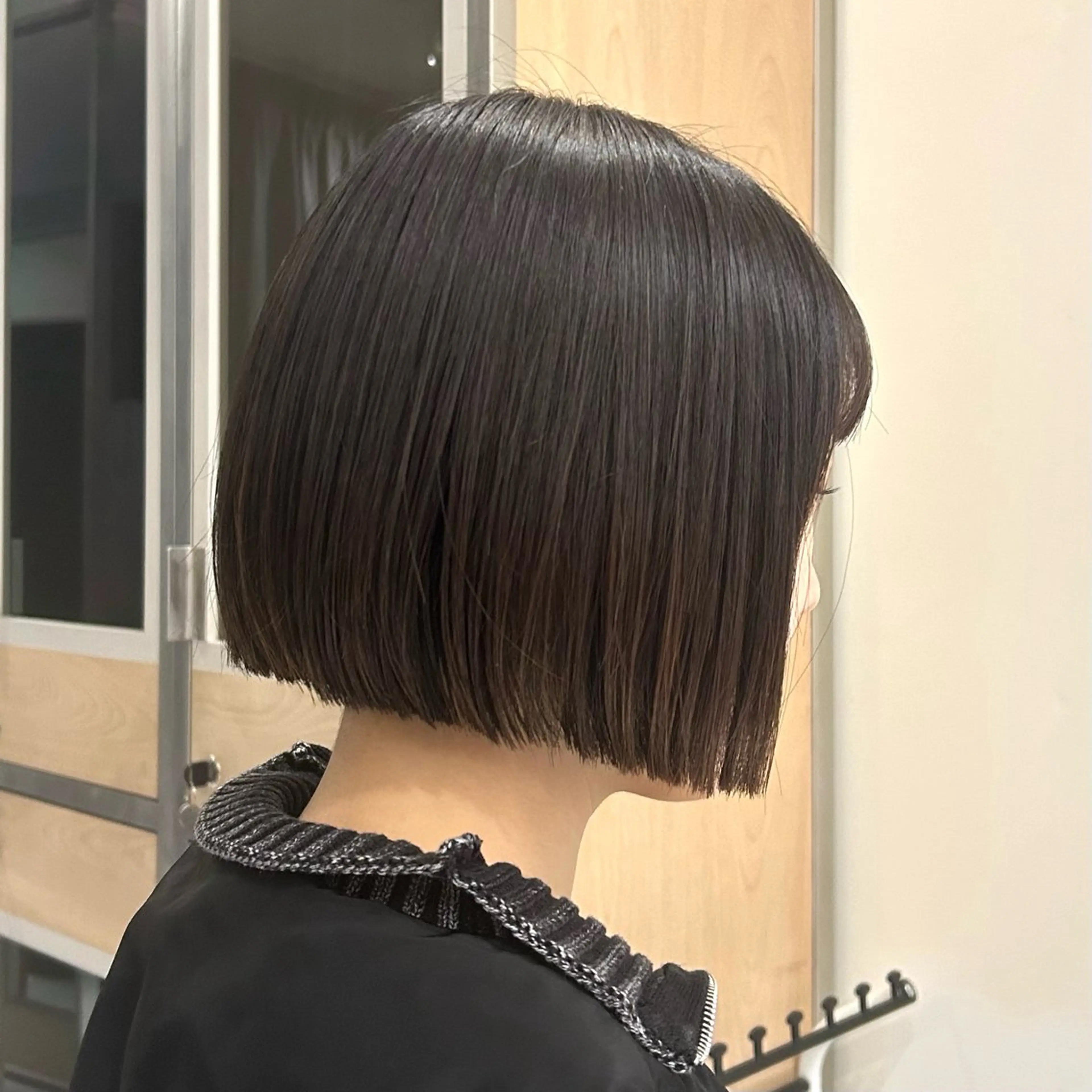 ショート ボブ 小顔カット ︎︎🌟韓国艶カラー ︎🌟璃奈 (リナ)のヘアスタイル