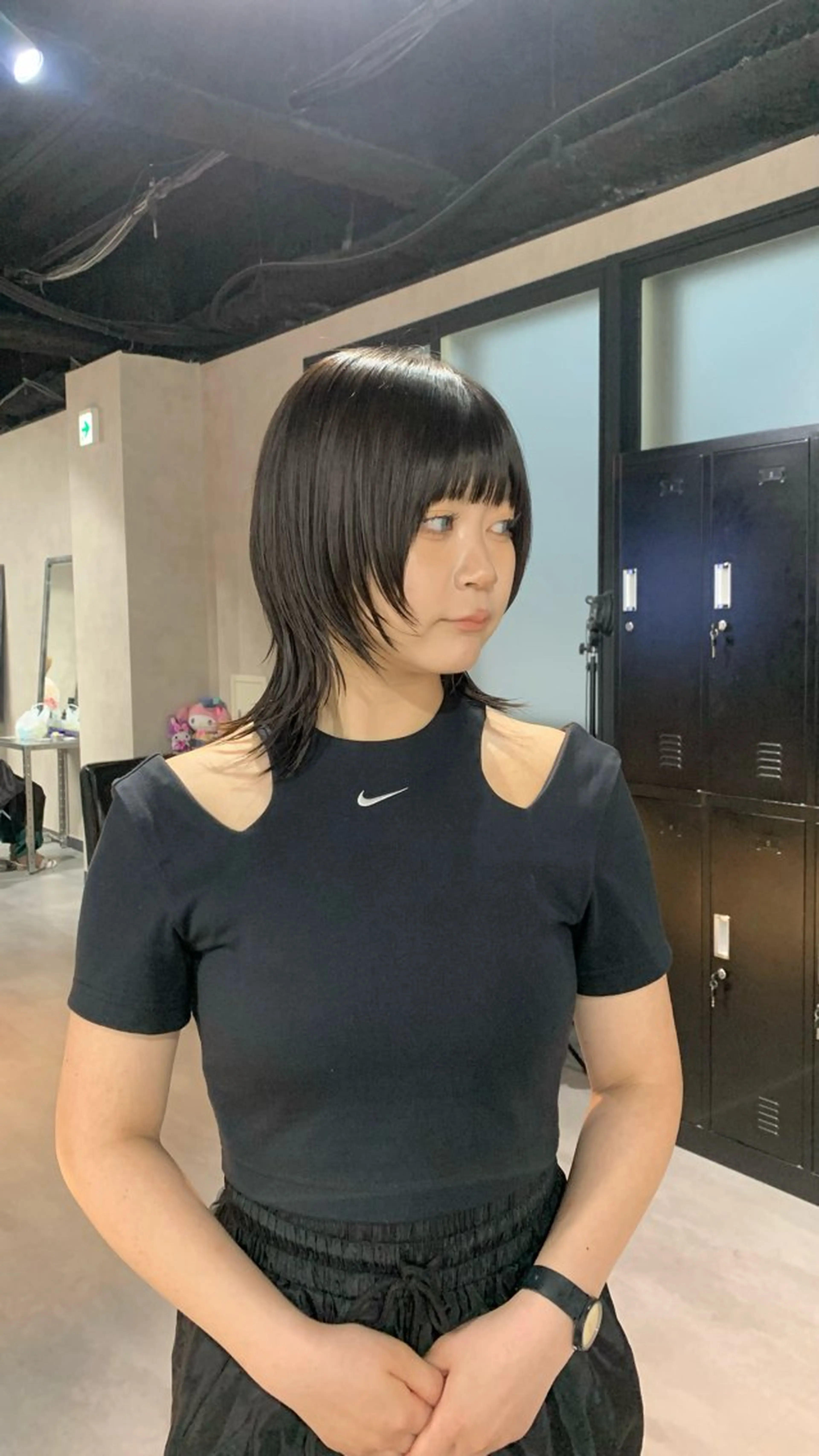 ミディアム ウルフカット KISS SWAN所属・B E C H I C O〔べち子〕のヘアスタイル