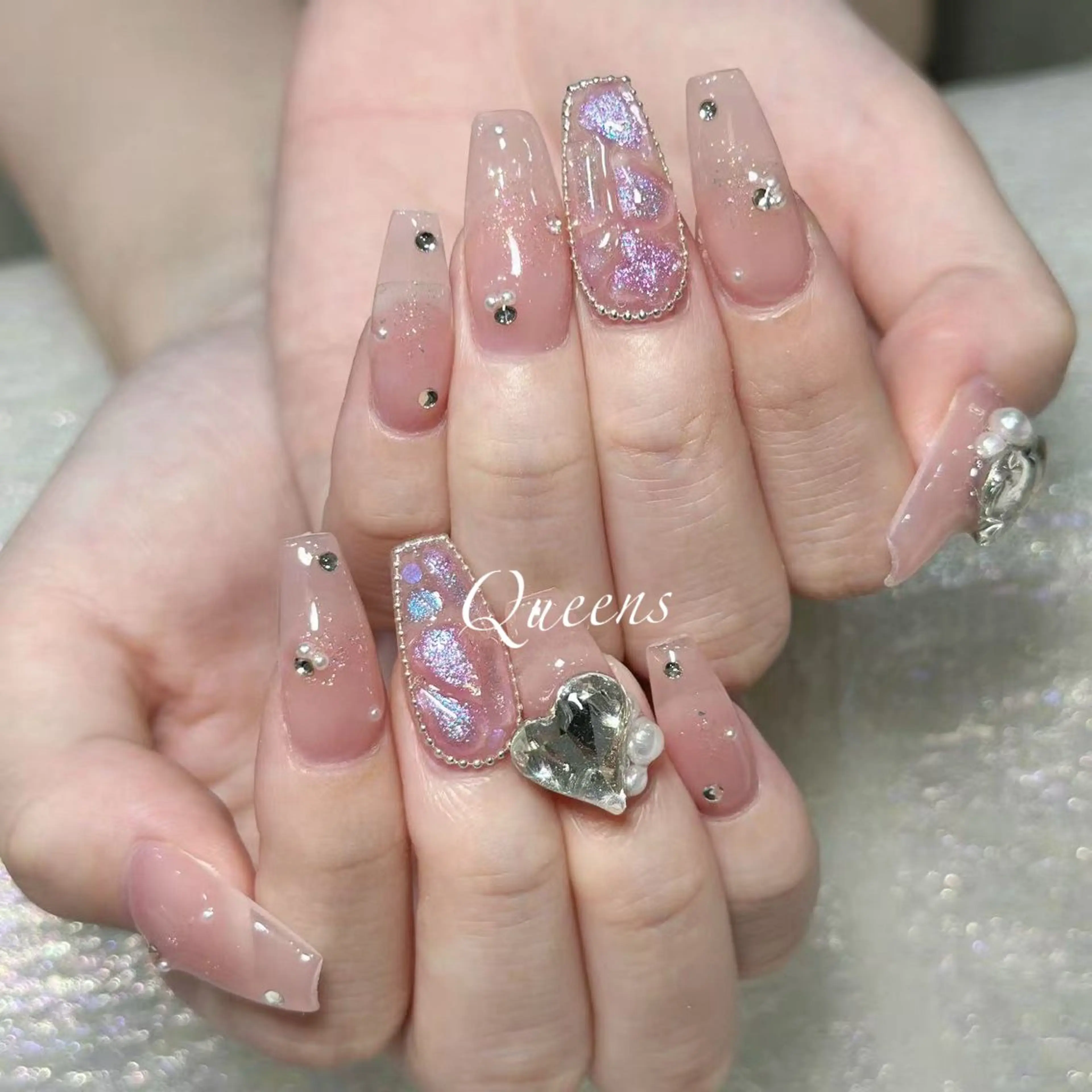 ネイル ハンドネイル Queens マオのネイルデザイン