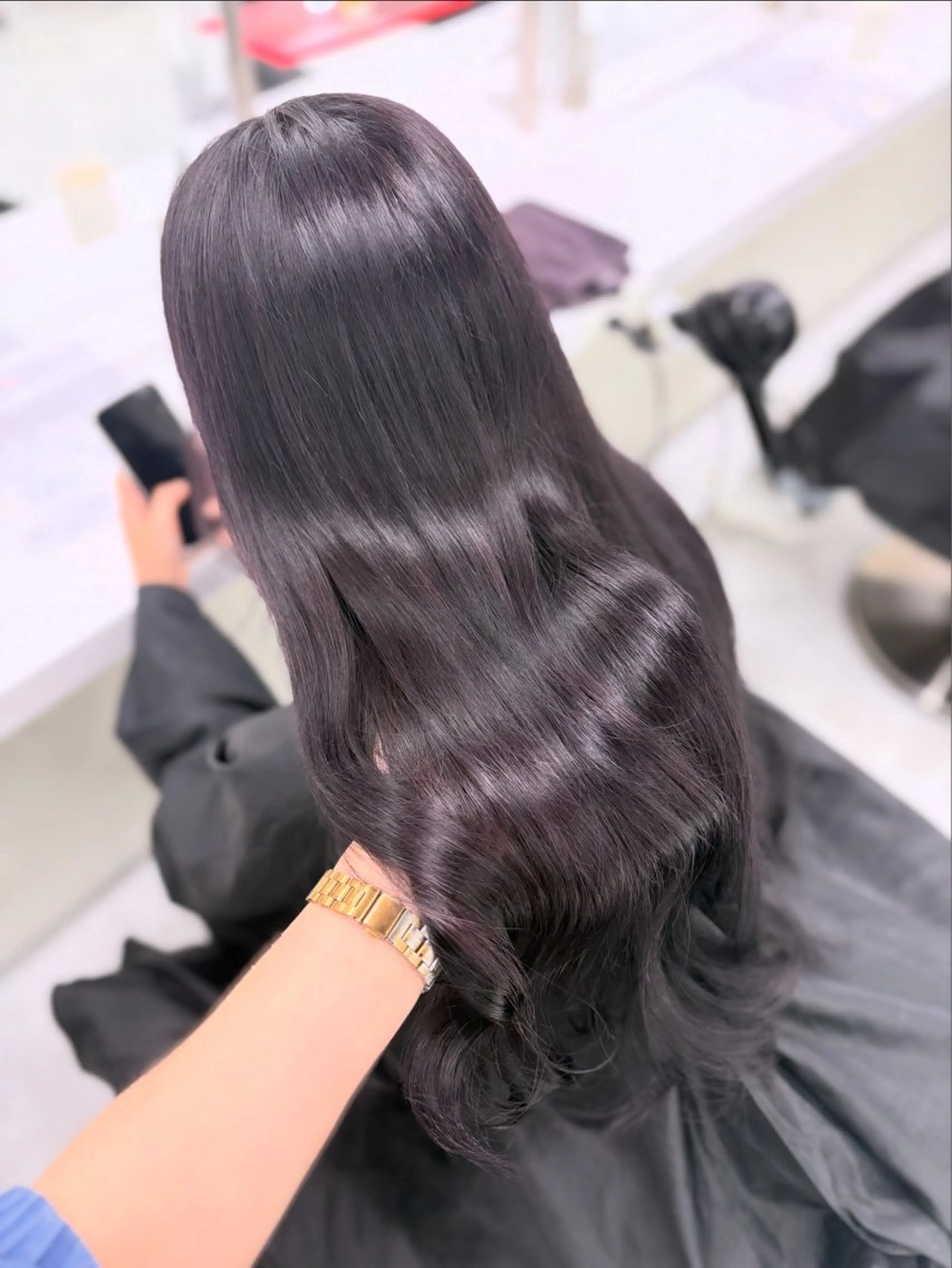 ロング カラー ヘアカラー トリートメント ヘッドスパ ヘアセット 🩵色落ち可愛い 寒色カラー🩵のヘアスタイル