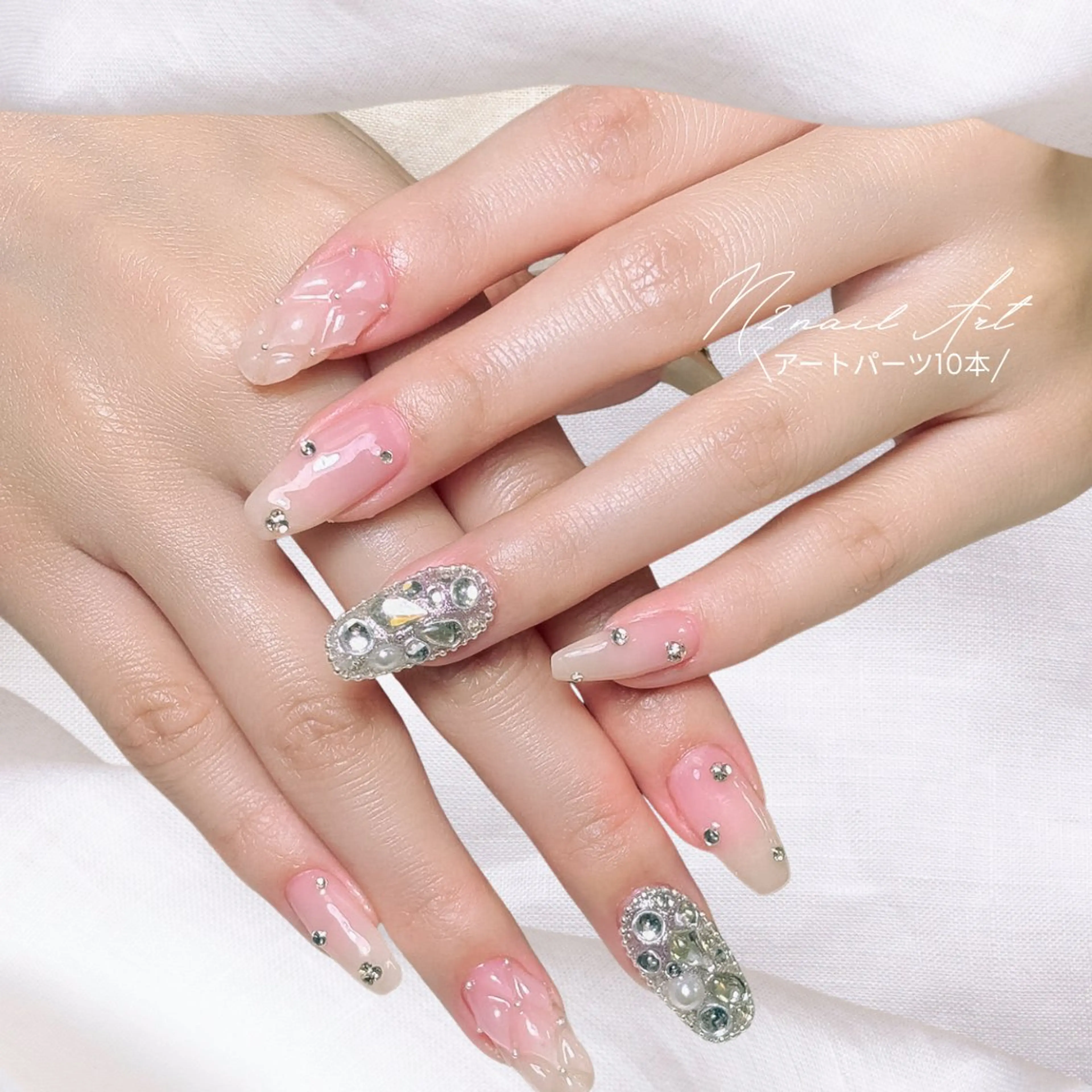 ミディアム ハンドネイル N2.nail所属・N2 nailのネイルデザイン