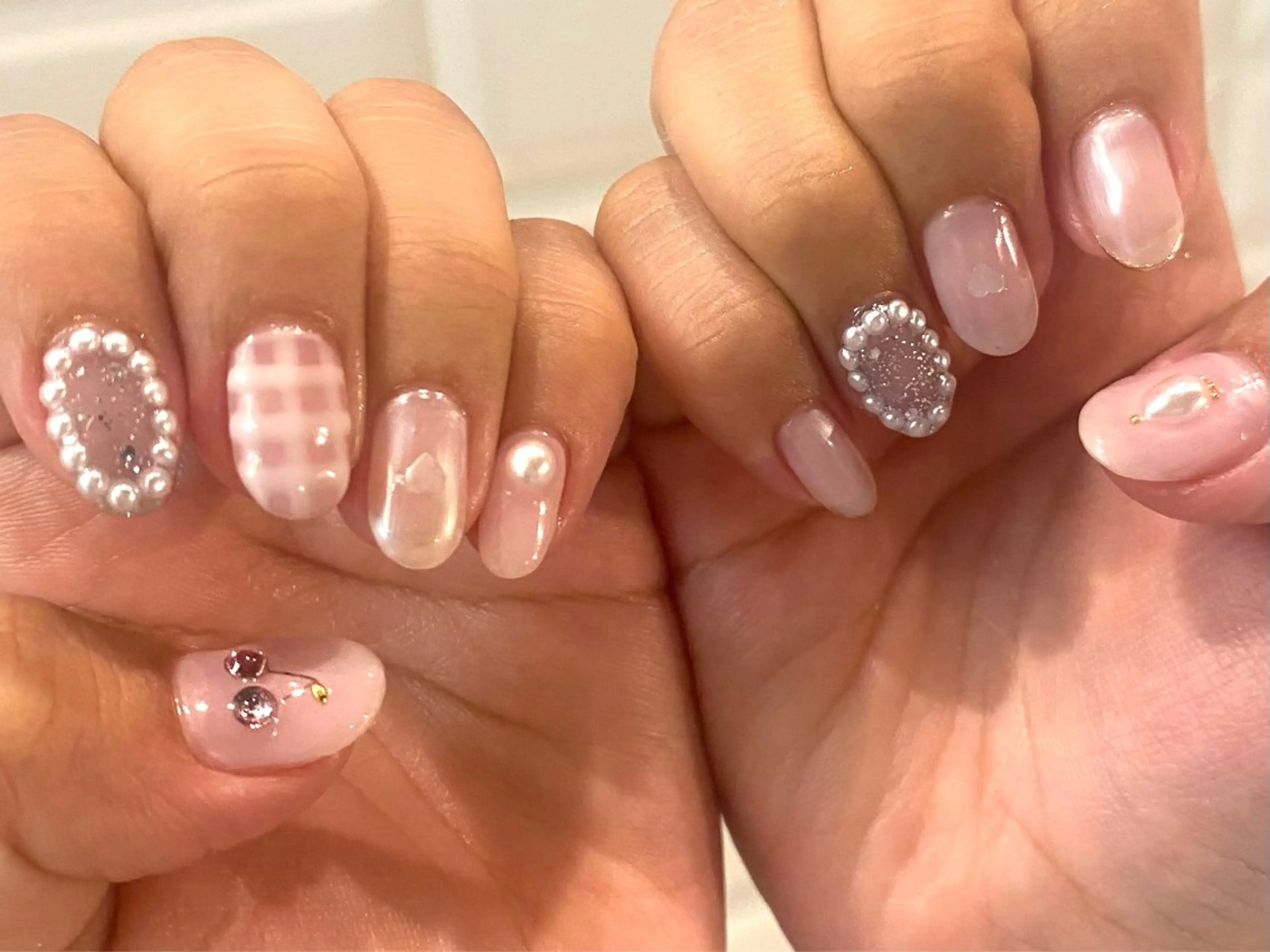 ネイル フットネイル フレンチネイル ジェルネイル グラデーション マグネットネイル ハンドネイル ヘアー.ネイル二刀流 misa🫧のヘアスタイル