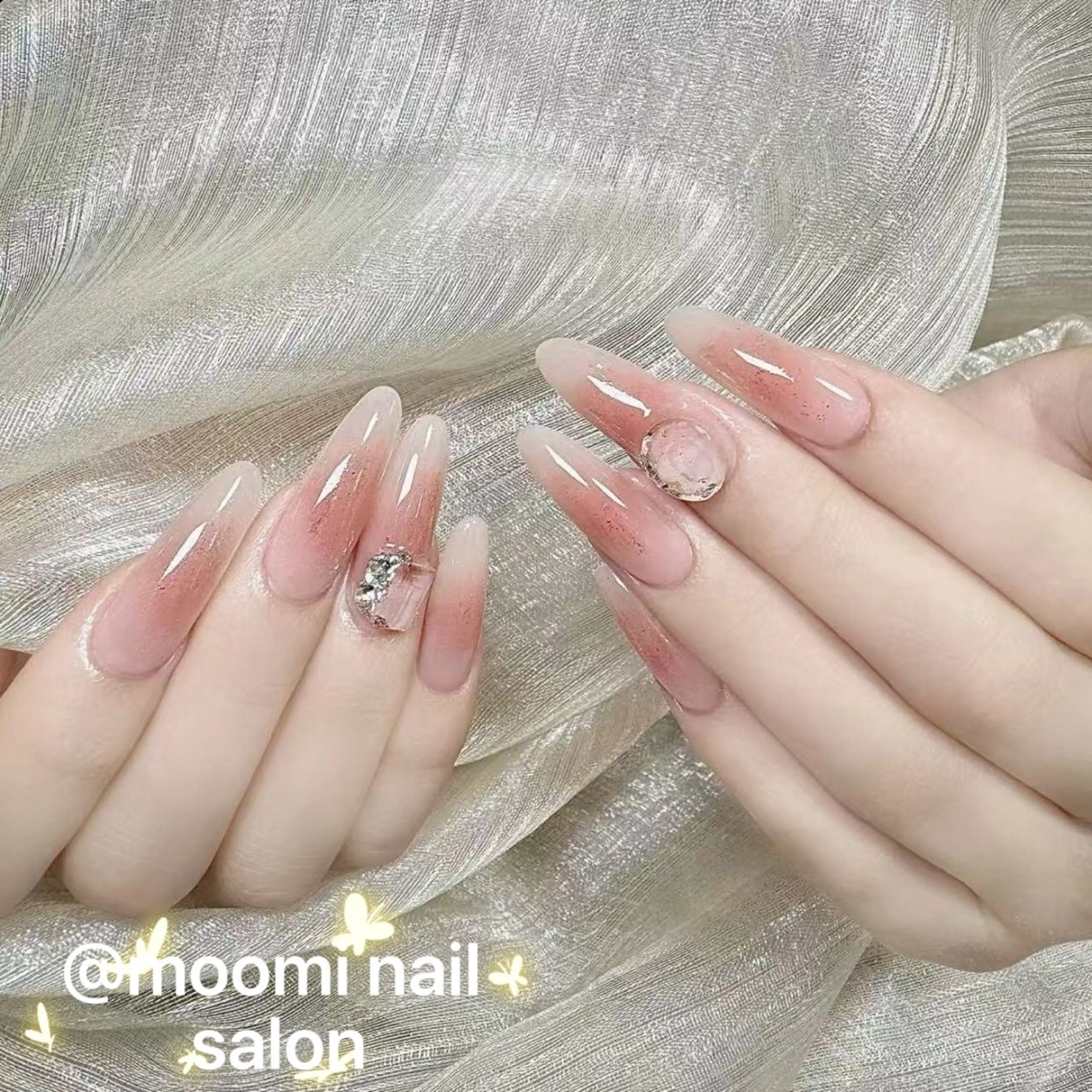 ネイル チークネイル フレンチネイル ジェルネイル グラデーション ハート ハンドネイル moomi nail スカルプ専門のネイルデザイン