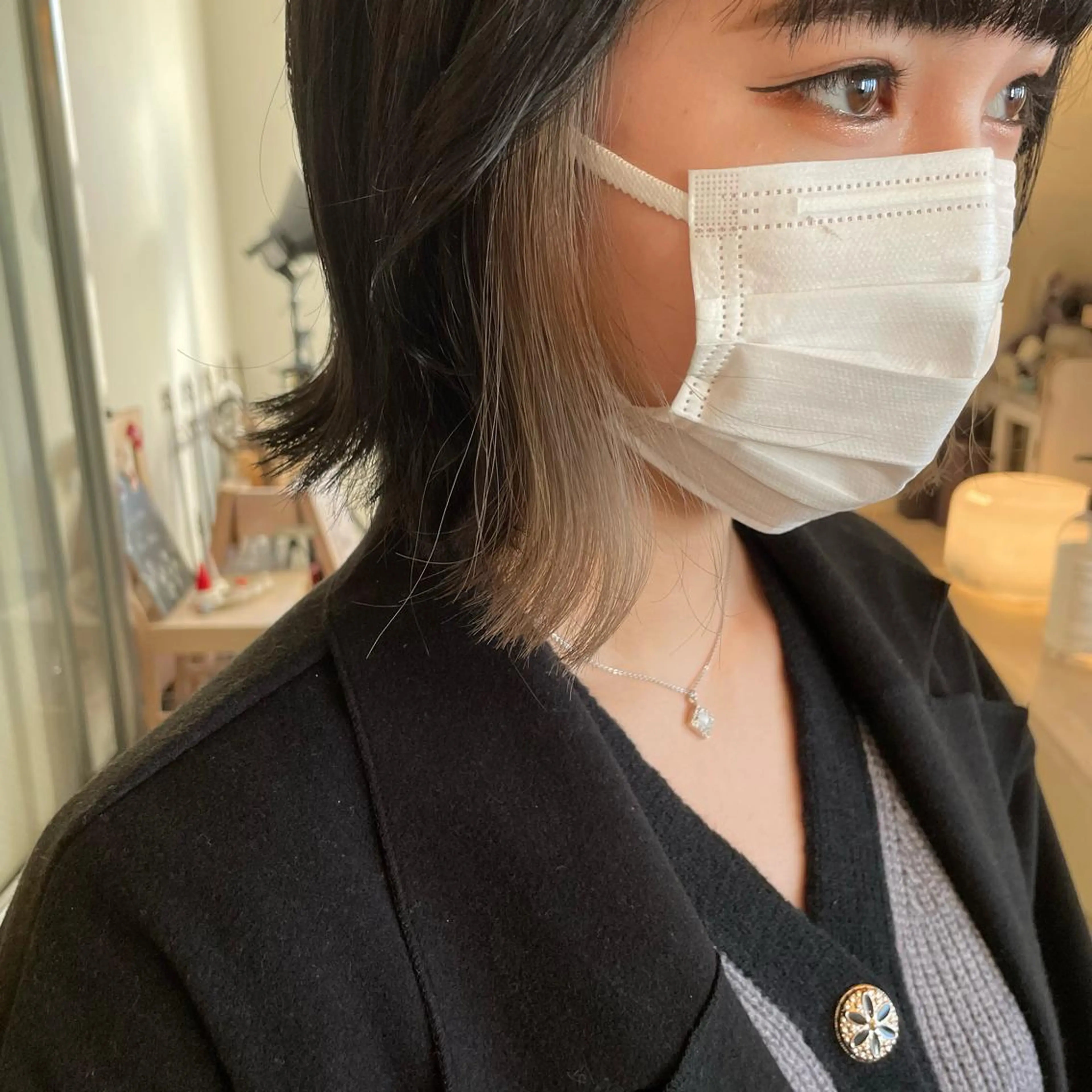 ショート カラー ベージュカラー ブリーチ ホワイトベージュ ヘアカラー ボブウルフ／ボブ Satsuki【名駅のヘアスタイル