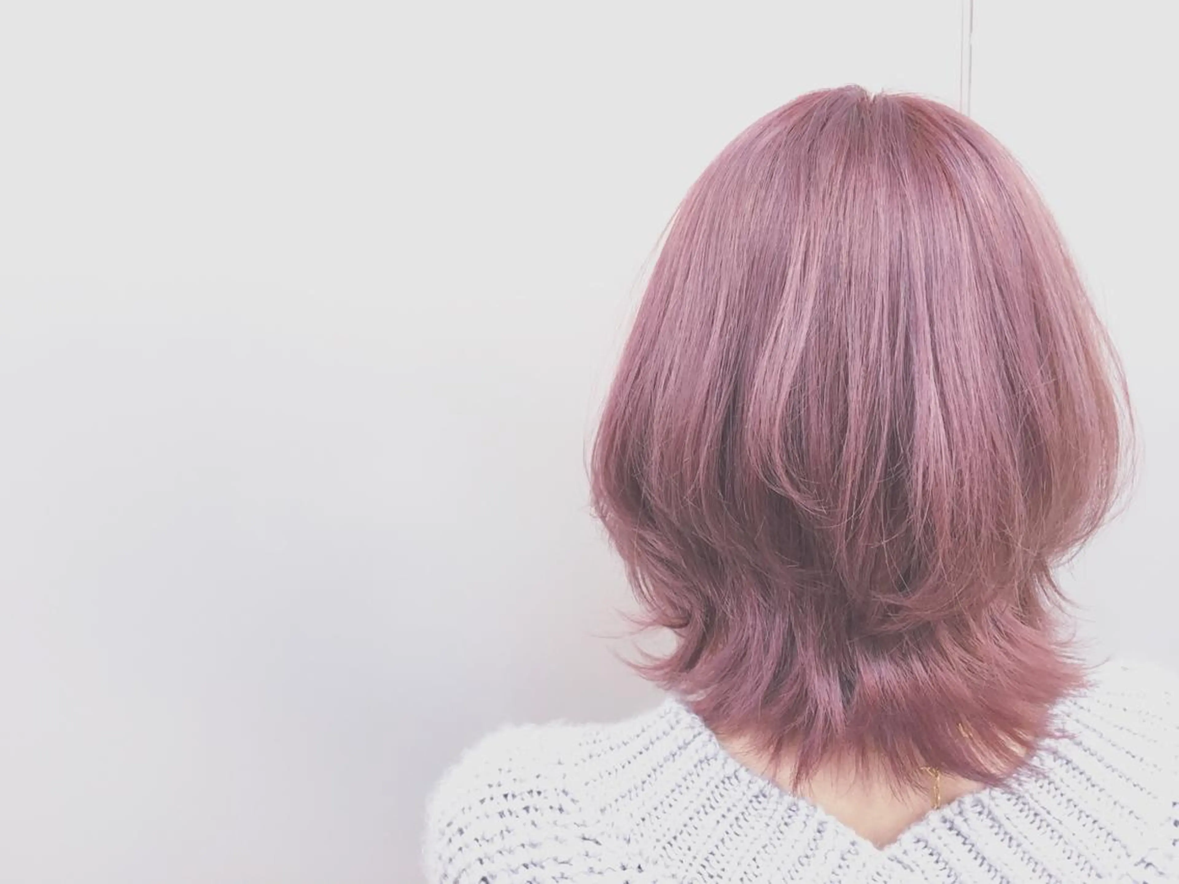 ショート カラー アッシュ ブリーチ 透明感カラー ダブルカラー ハイライトカラー てんま さやかのヘアスタイル