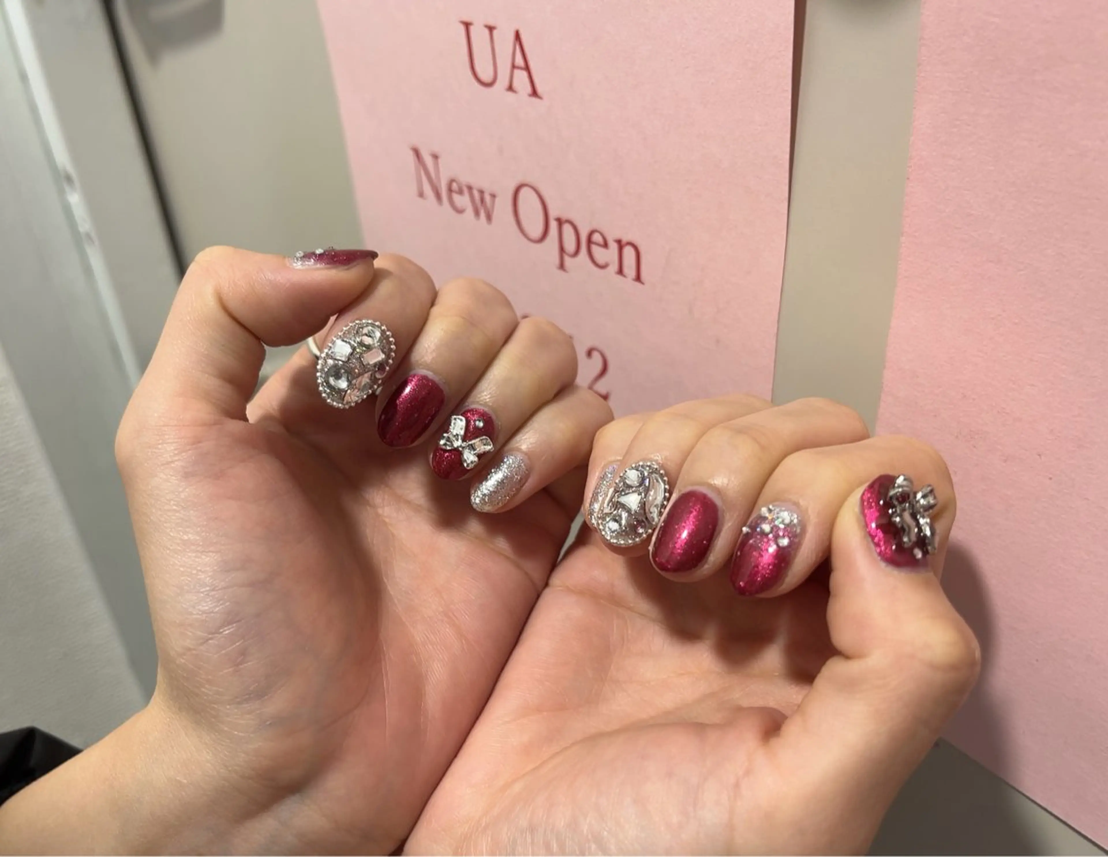 ネイル リボン NailByua 武蔵新城徒歩4分のネイルデザイン