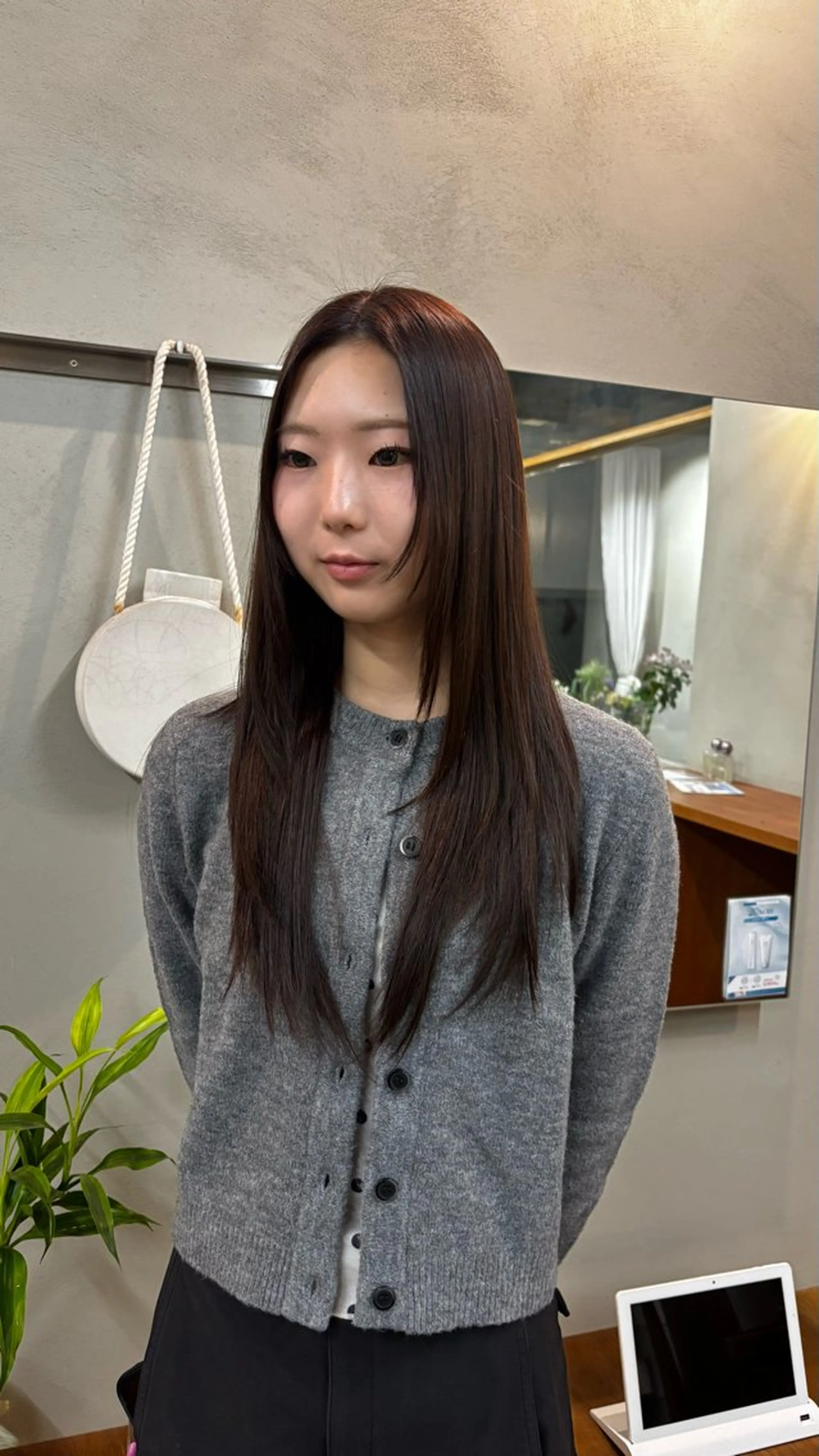 カラー ヘアカラー トリートメント Asumi/丸の内 /ブリーチ/花屋併設のヘアスタイル