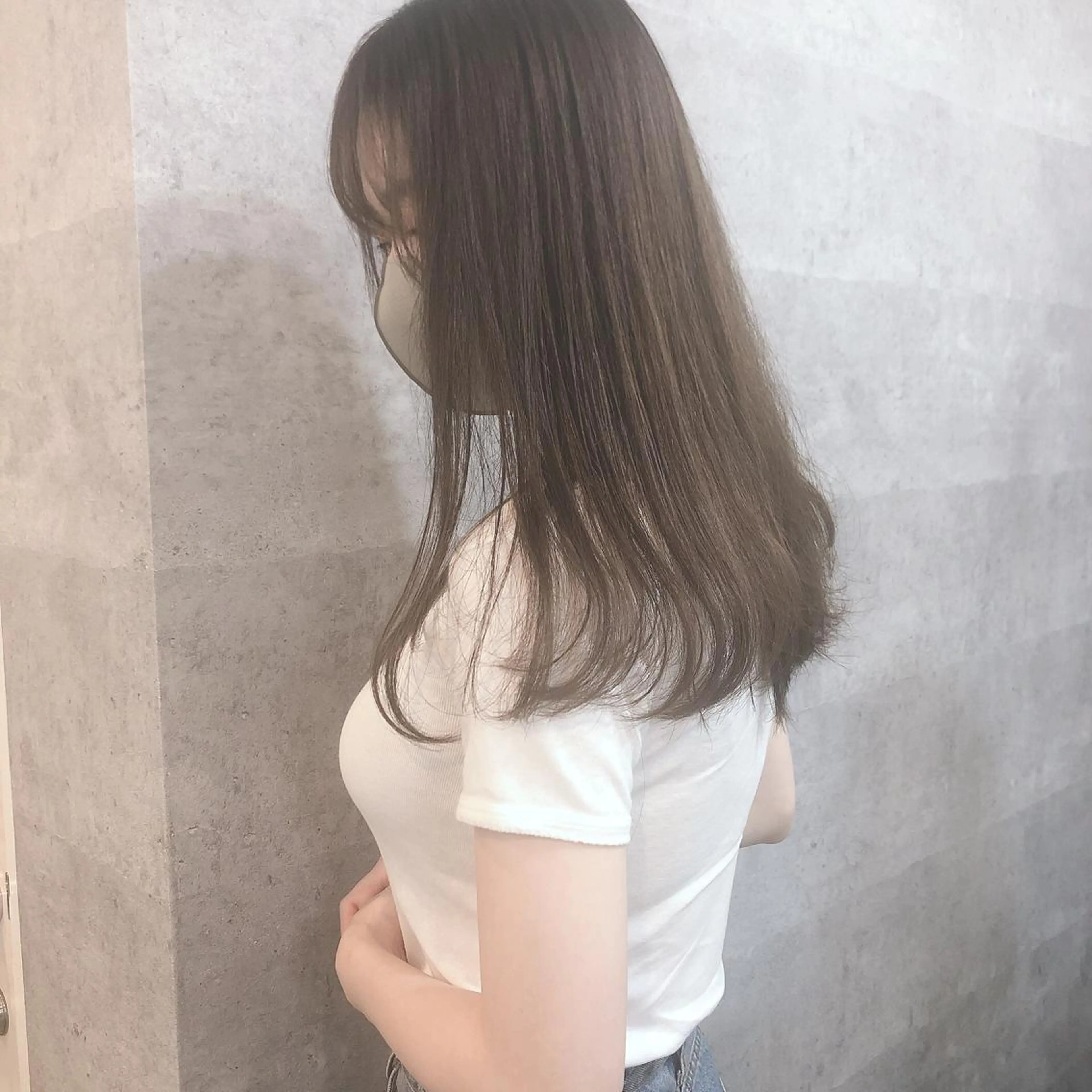 セミロング カラー 髪質改善 中川　翔のヘアスタイル