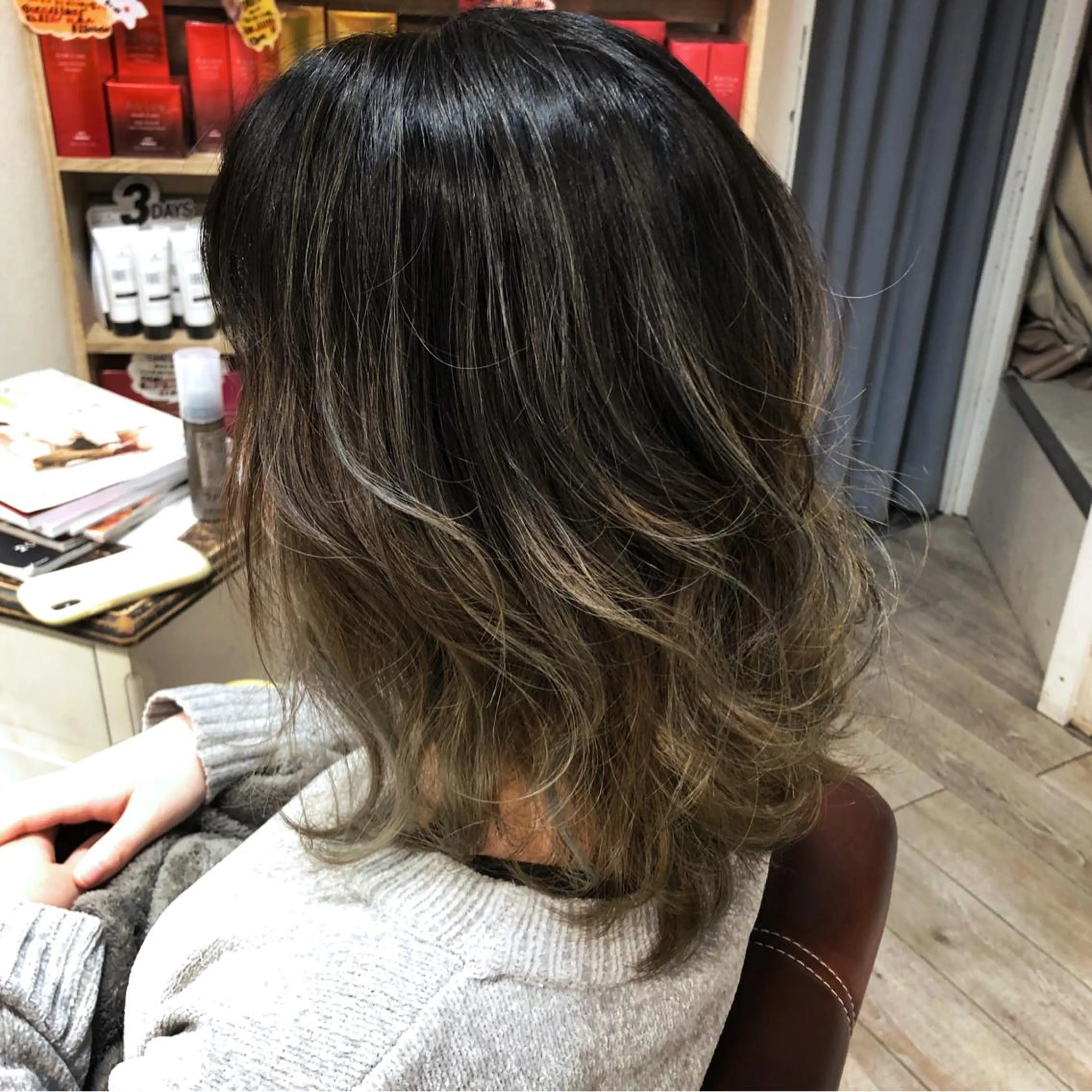 ミディアム カラー SALOWIN三軒茶屋店所属・髪質改善/艶髪 やまなかのヘアスタイル