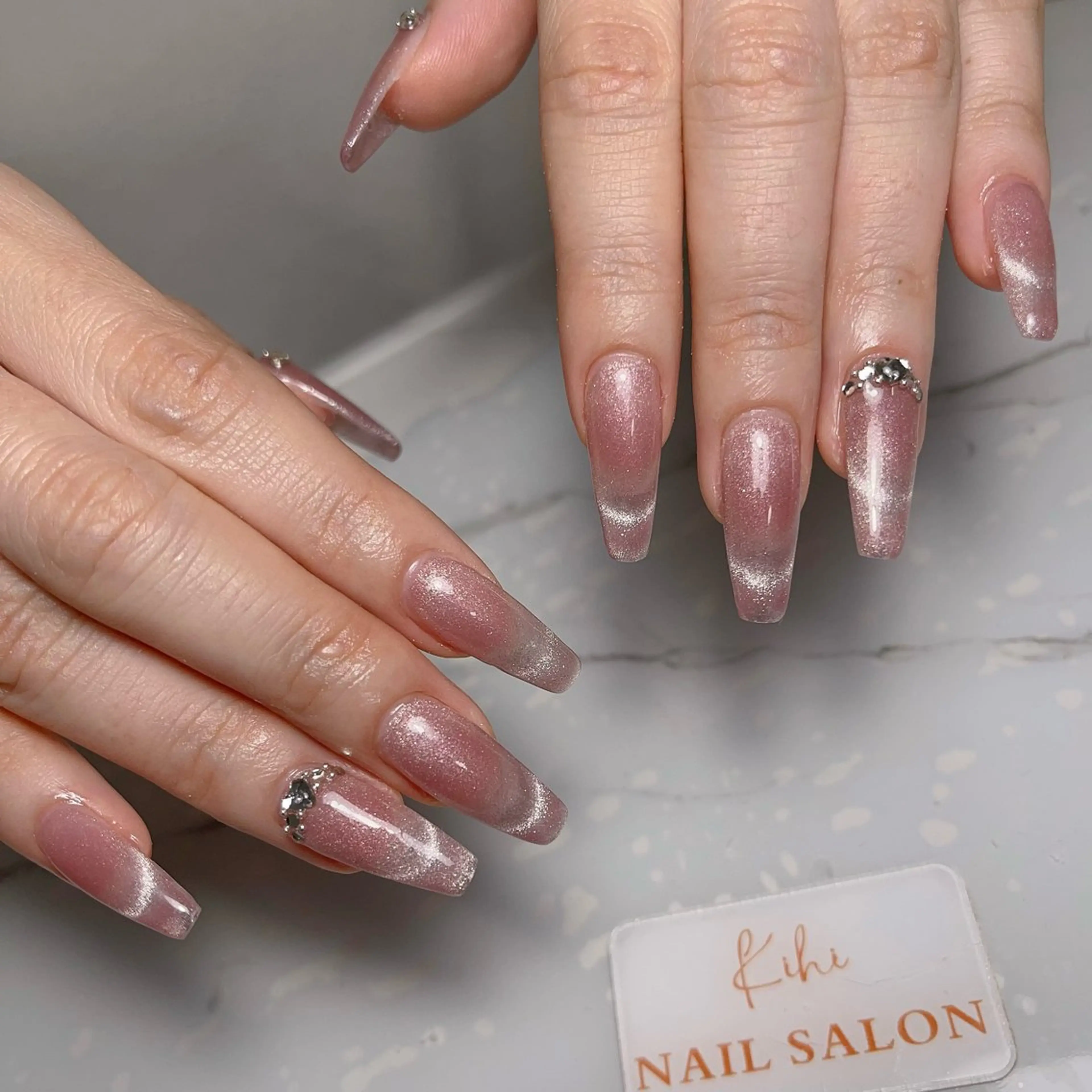 ネイル アートネイル フレンチネイル ジェルネイル グラデーション 韓国ネイル ハンドネイル 💕鈴木ユリ パラジェル/オフ無料のネイルデザイン