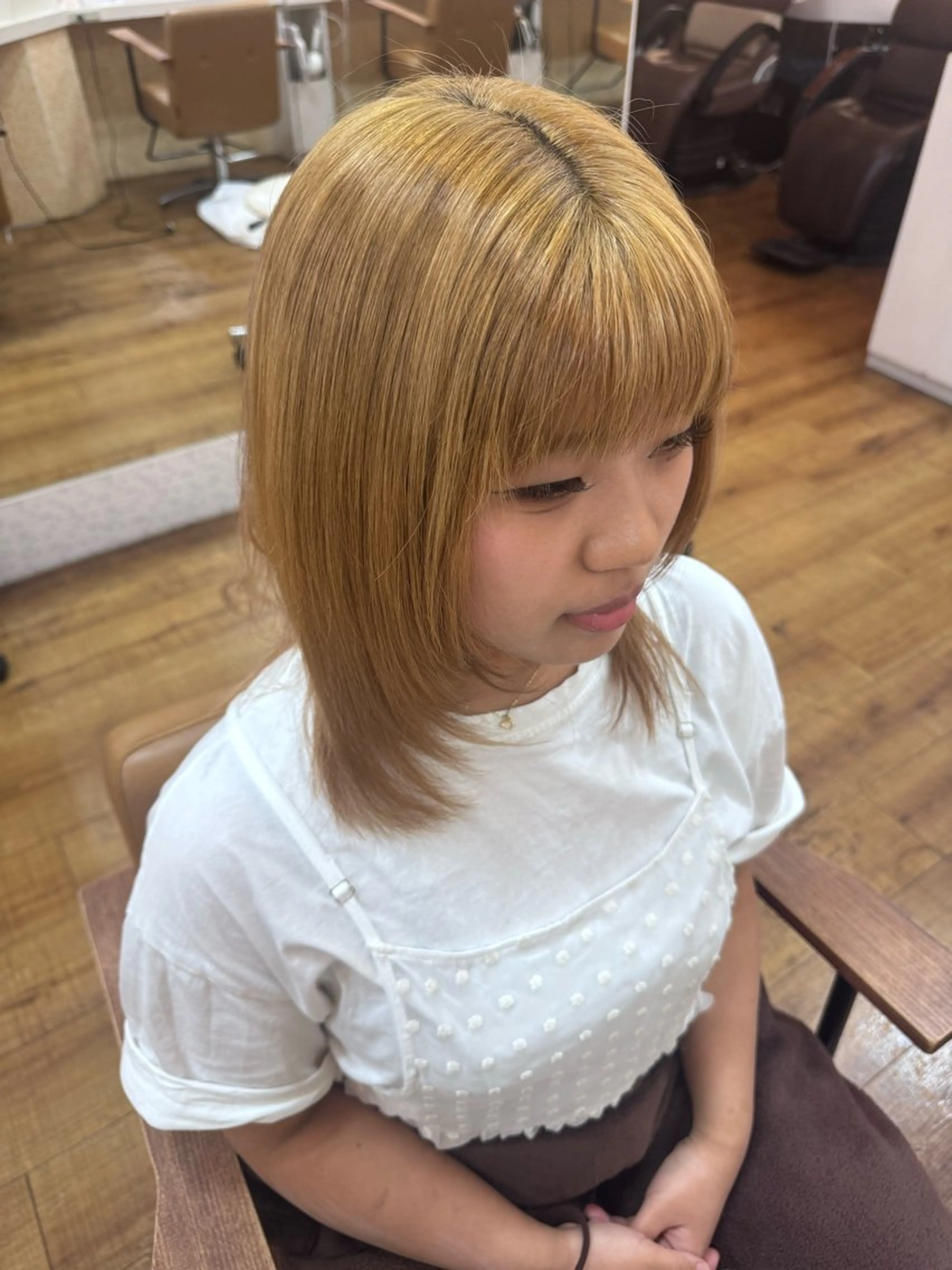 ミディアム KAMI-YU所属・森 千明のヘアスタイル