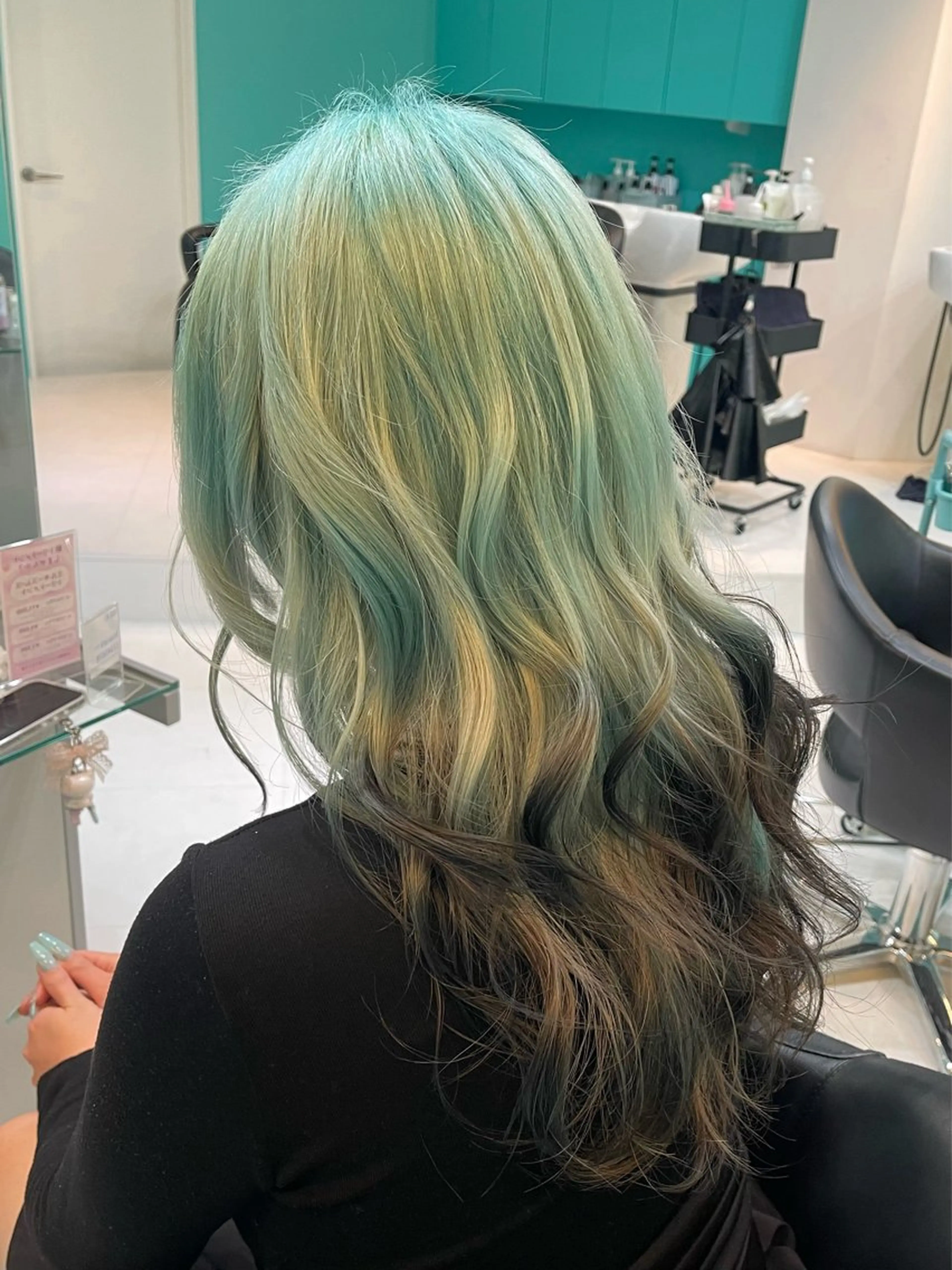 セミロング カラー ヘアカラー mana/メンズ/ ヘアセット/ブリーチのヘアスタイル