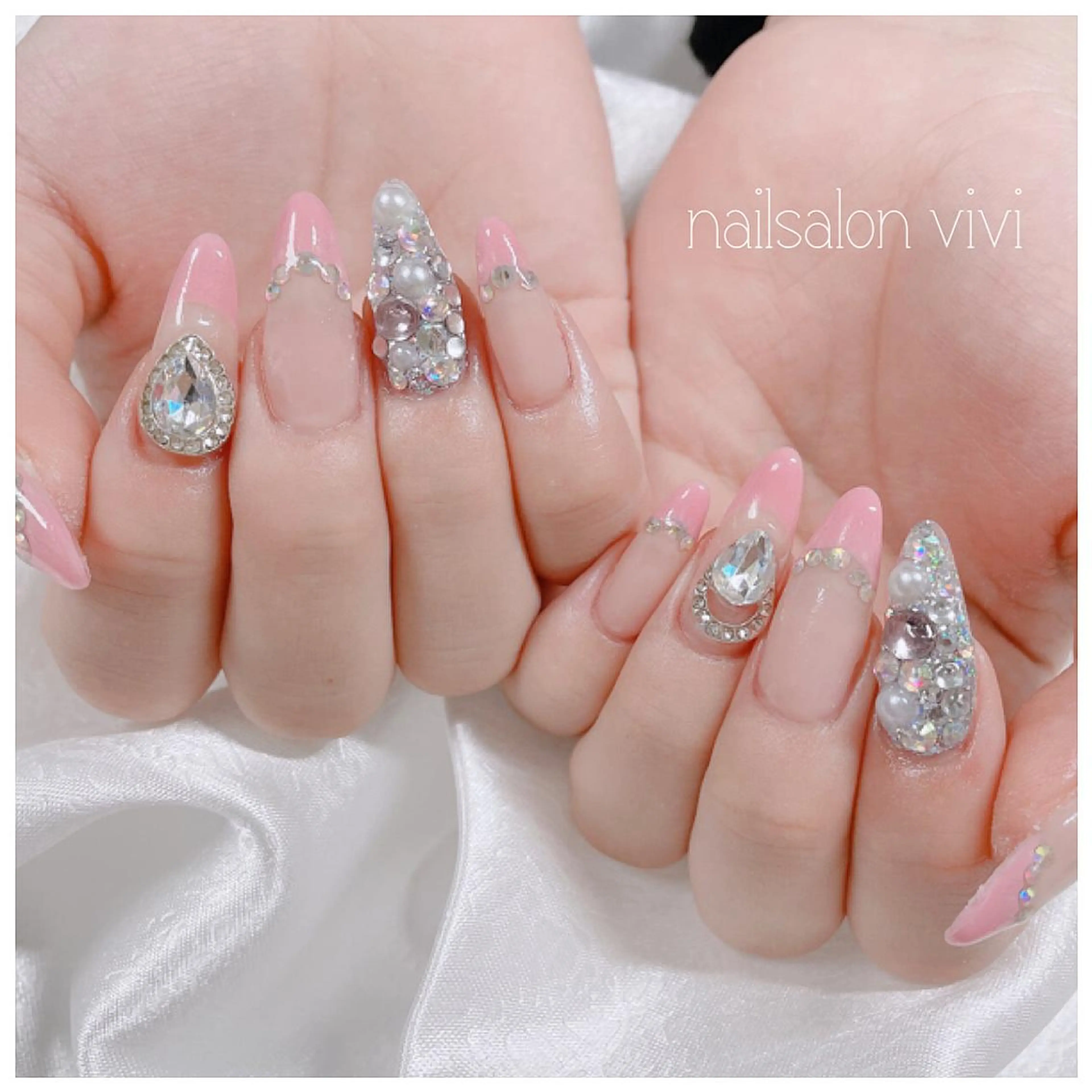 ネイル ＶＩＶＩ nailsalonのネイルデザイン