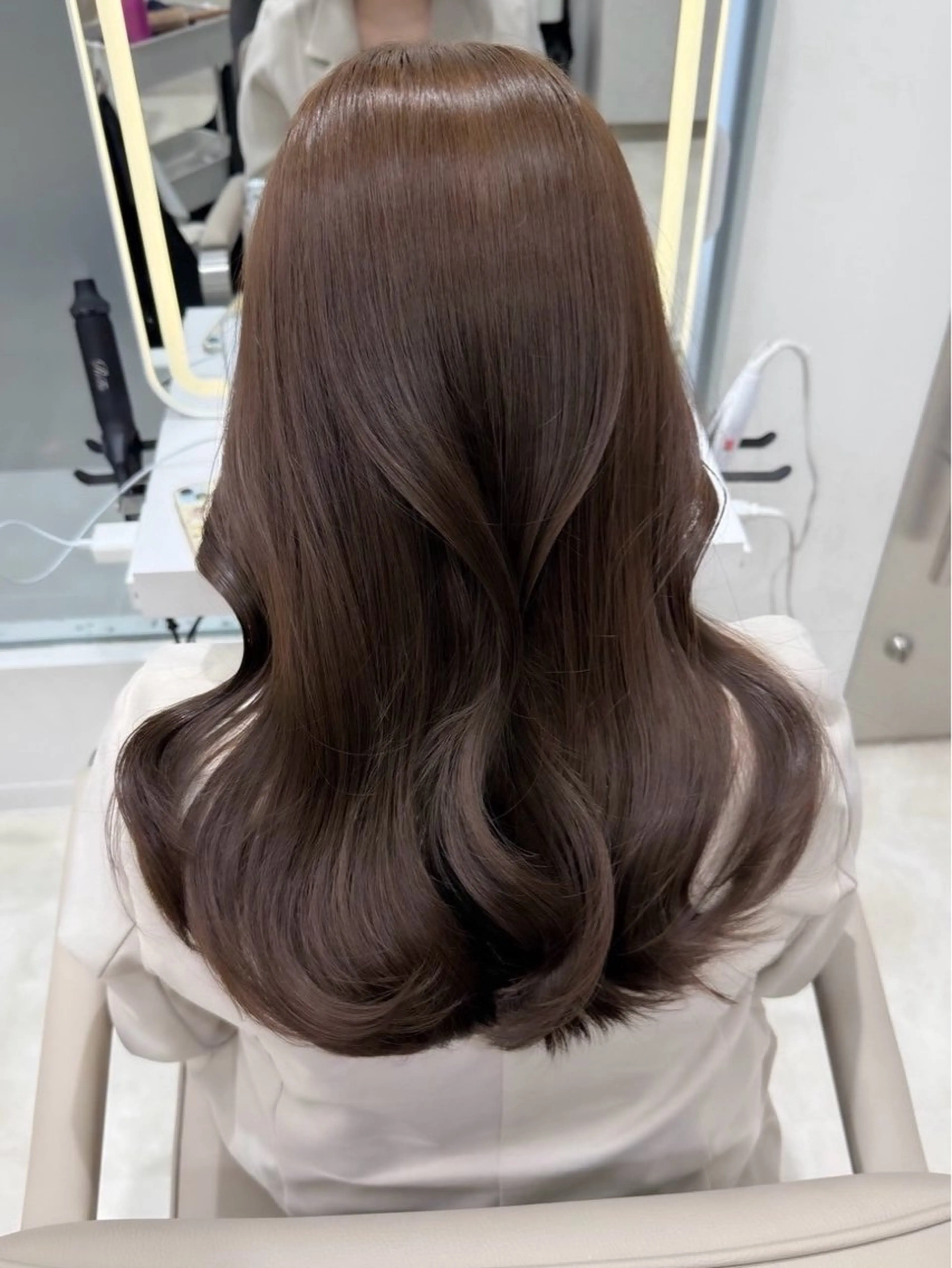 ロング カラー IVE（イヴ）所属・IVE jukuのヘアスタイル