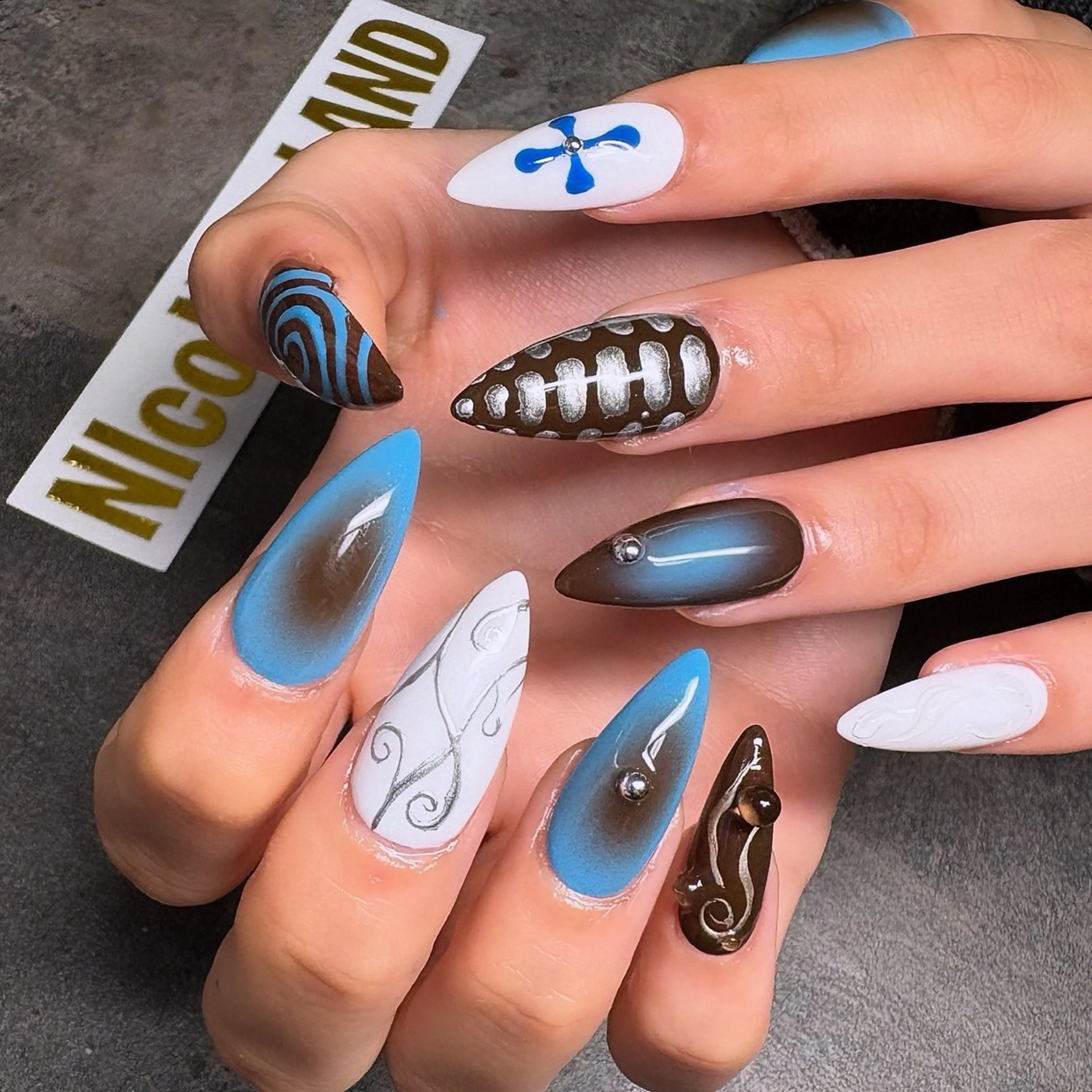 ネイル NIcoNIco LAND☺︎のネイルデザイン