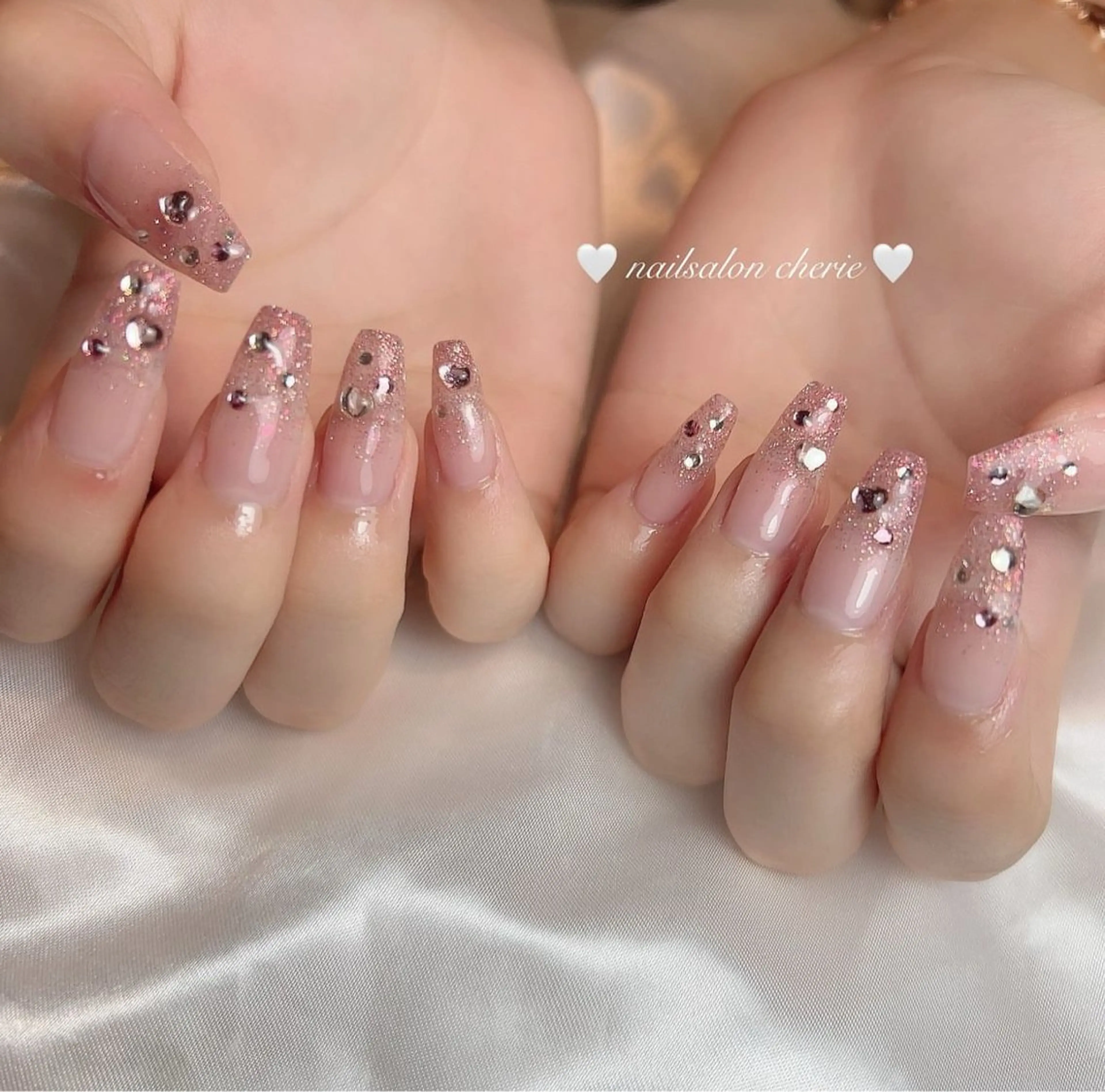 ネイル ハンドネイル nailsalon cherieのネイルデザイン