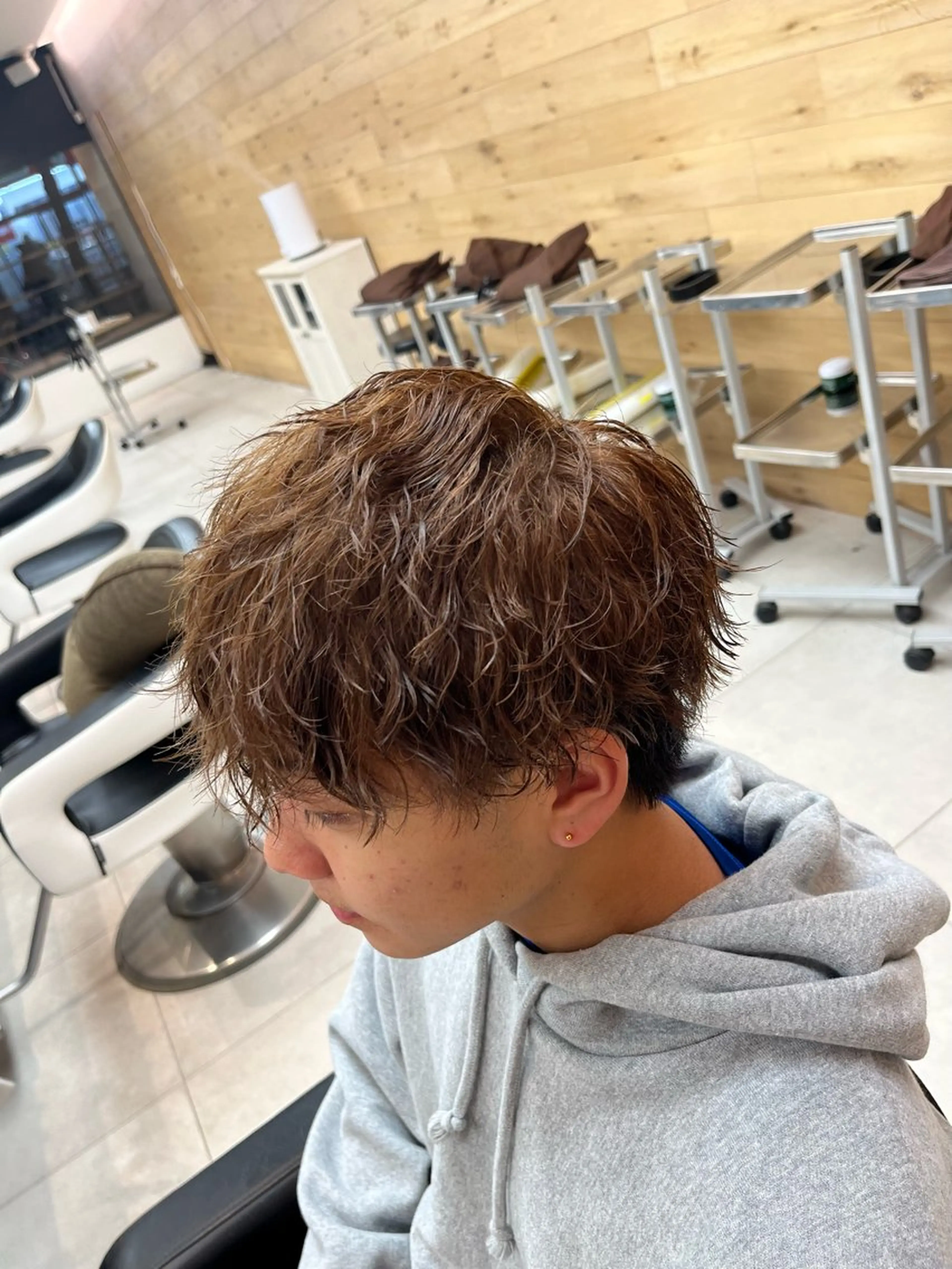 ミディアム パーマ メンズ ブリーチパーマ🌍 正木天のヘアスタイル