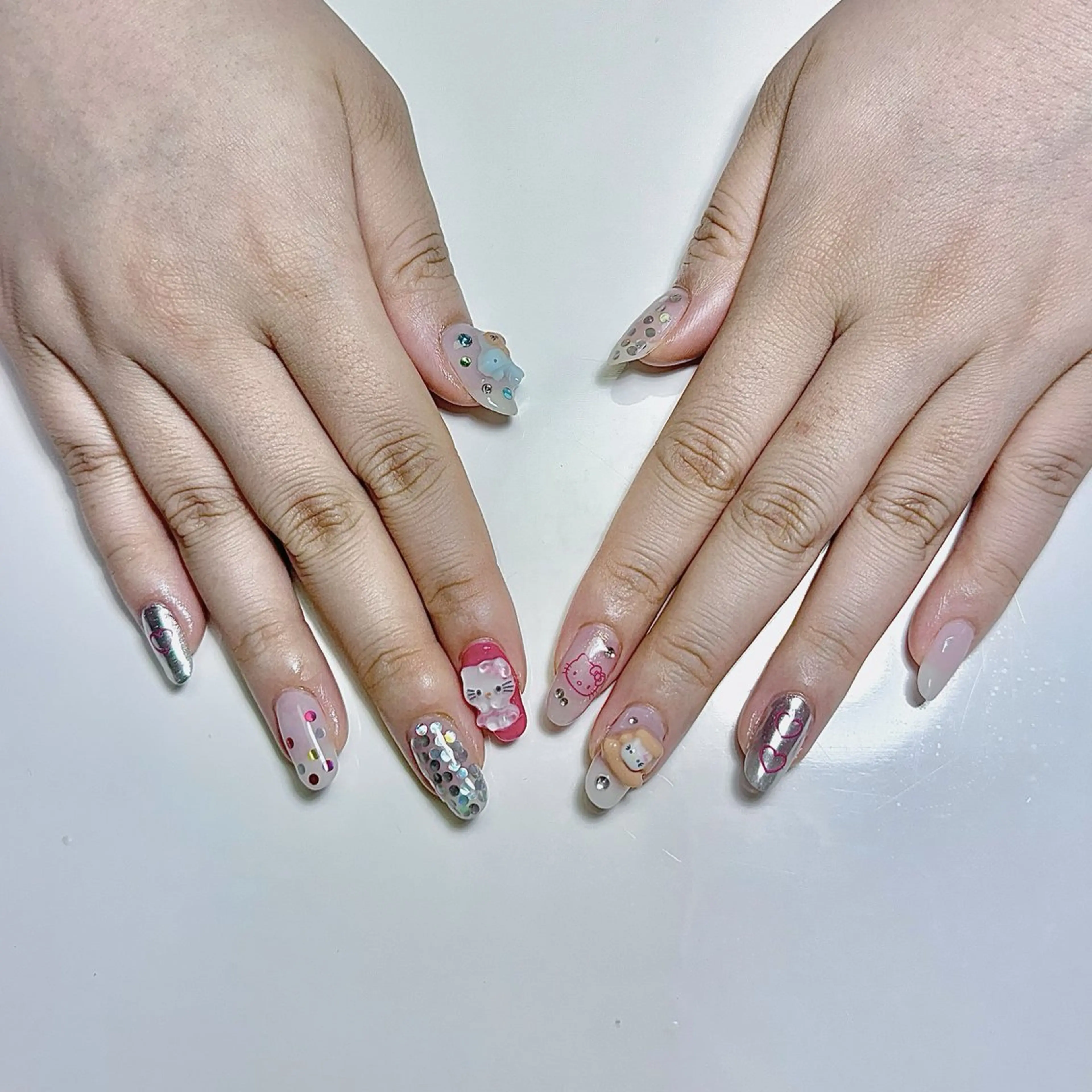 ネイル ハンドネイル 🎀 NaNa_nailのネイルデザイン