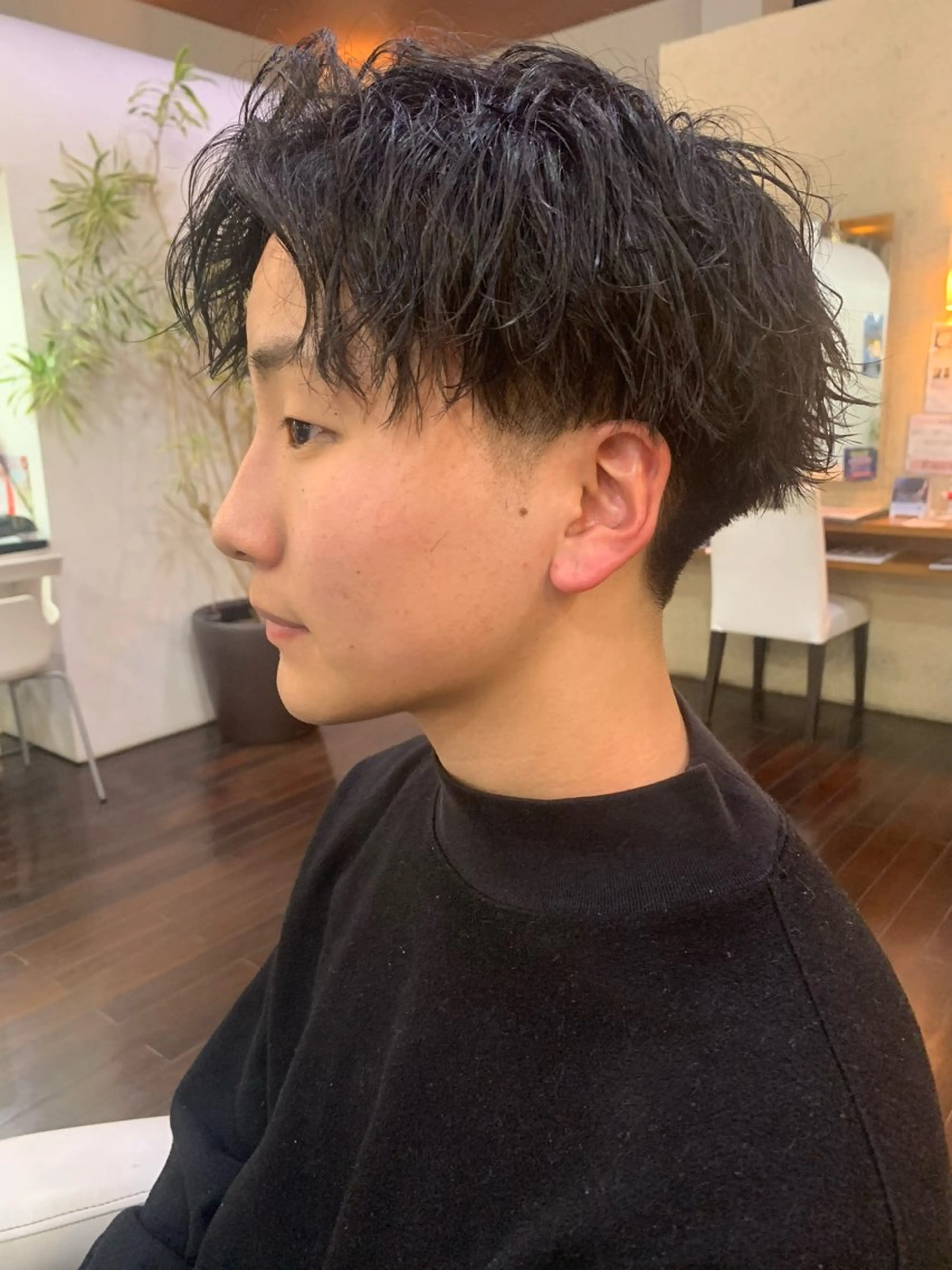 ショート パーマ メンズ カット パーマ イーストハムネオ高木 亮人🌿のヘアスタイル
