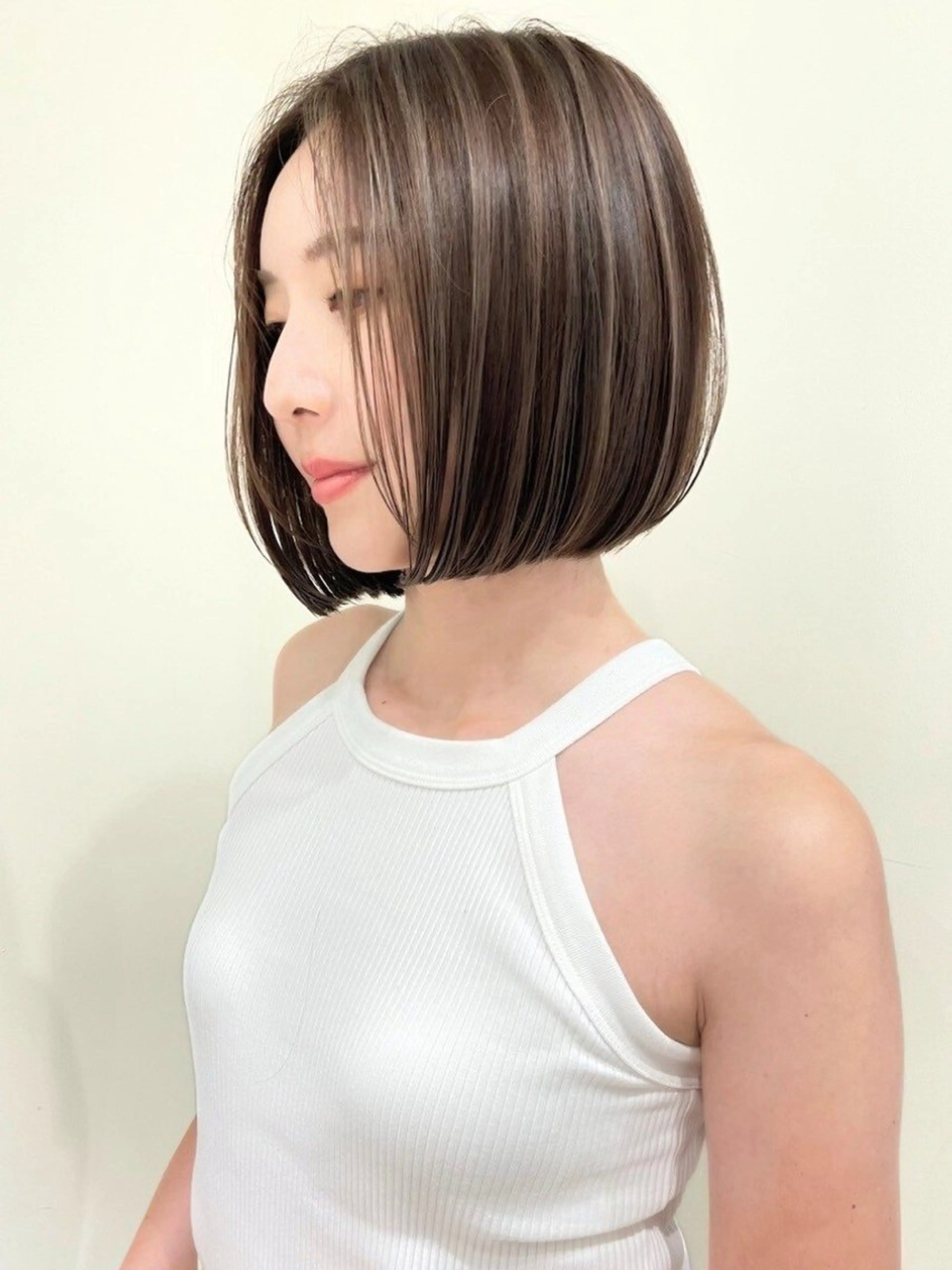 【期間限定】《ショートorボブ》骨格補正小顔ショート+ハイライト+クイック髪質改善トリートメント［上大岡/白髪ぼかし］の写真