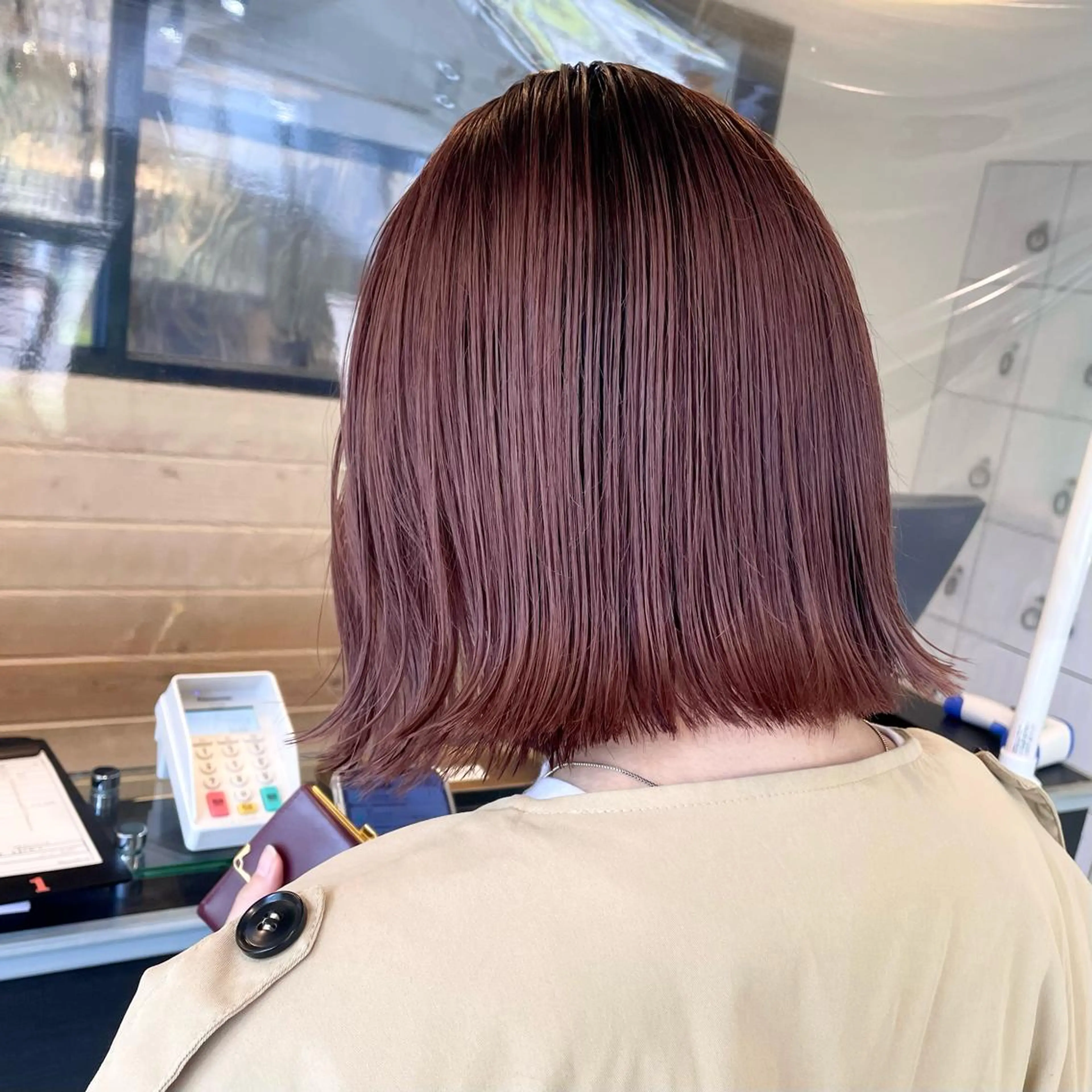 ミディアム カラー スナコザワ レナのヘアスタイル