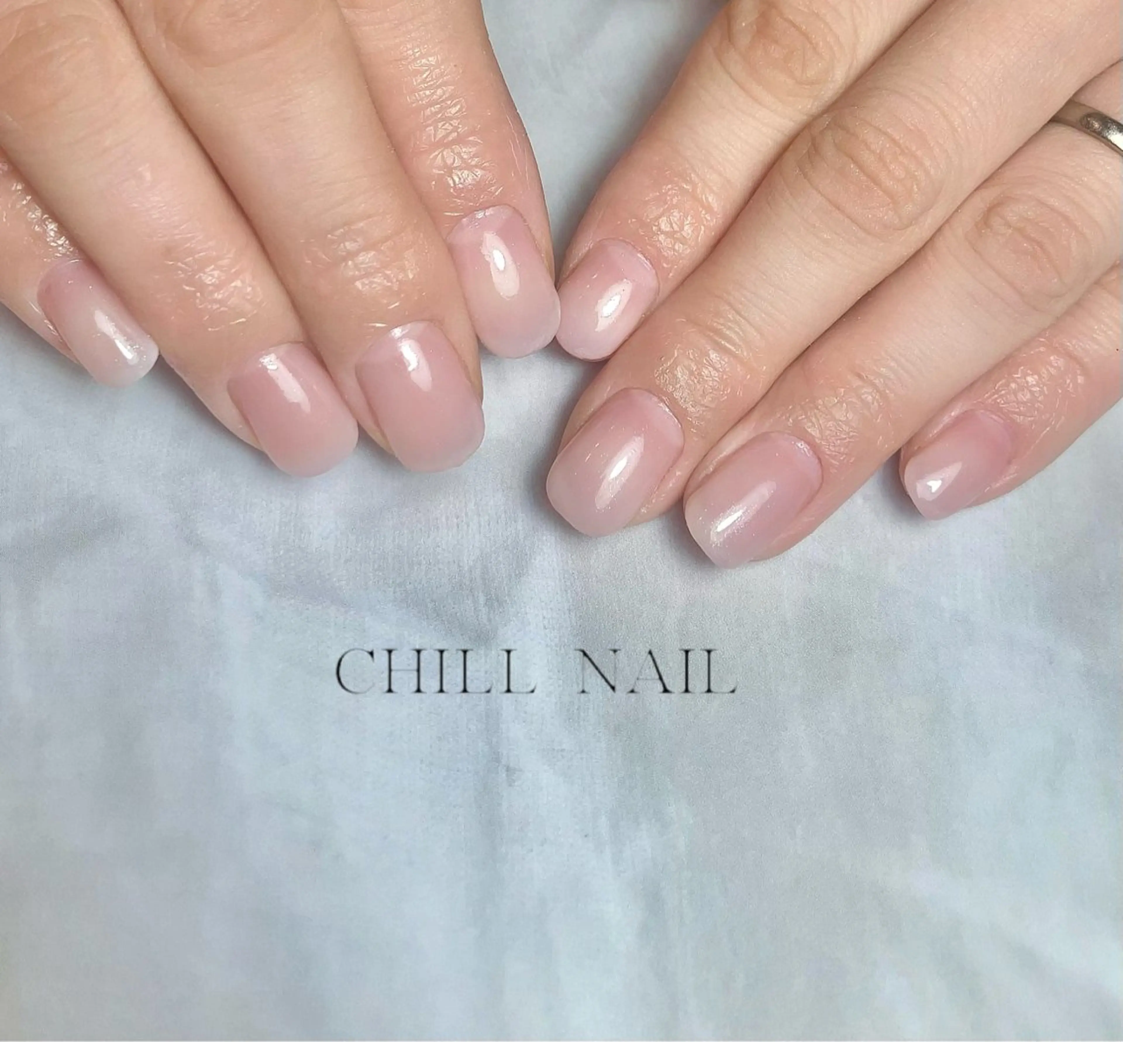 ネイル ラメ(グリッター) ラメグラデーション CHILL NAILのネイルデザイン
