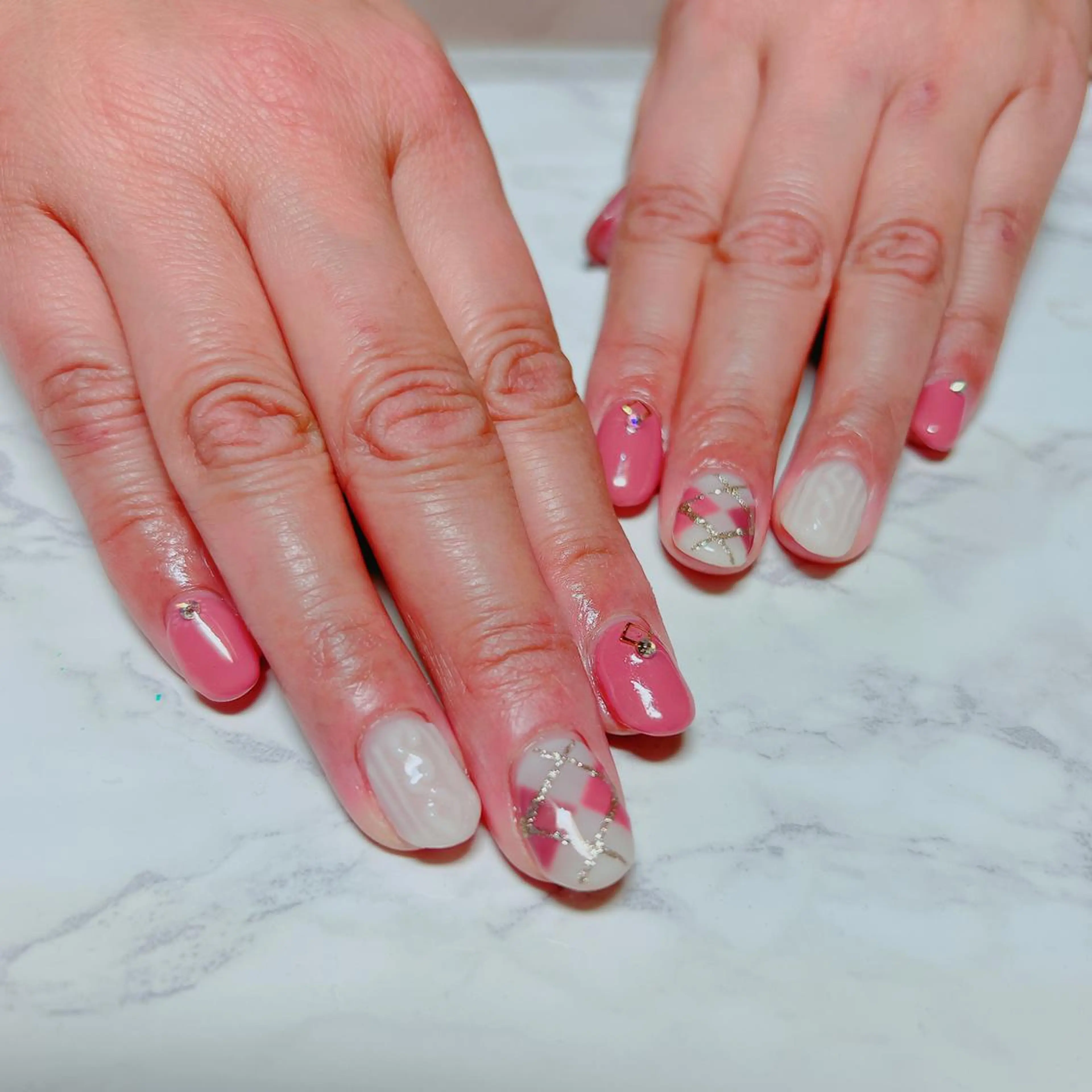 ネイル ピンク 冬ネイル ハンドネイル たきぐち みちこのネイルデザイン