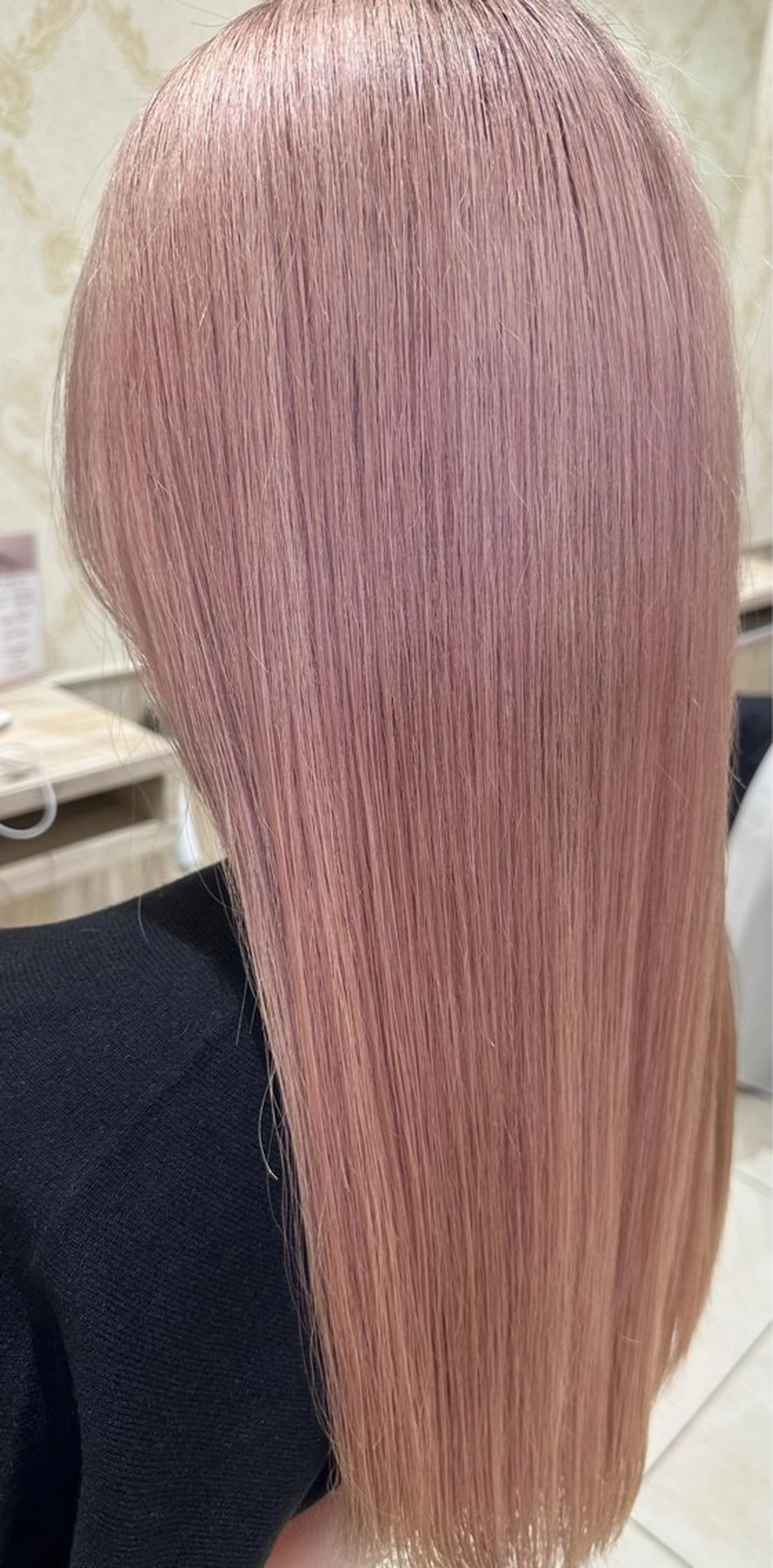 ロング ヘアカラー 永井 悠斗のヘアスタイル