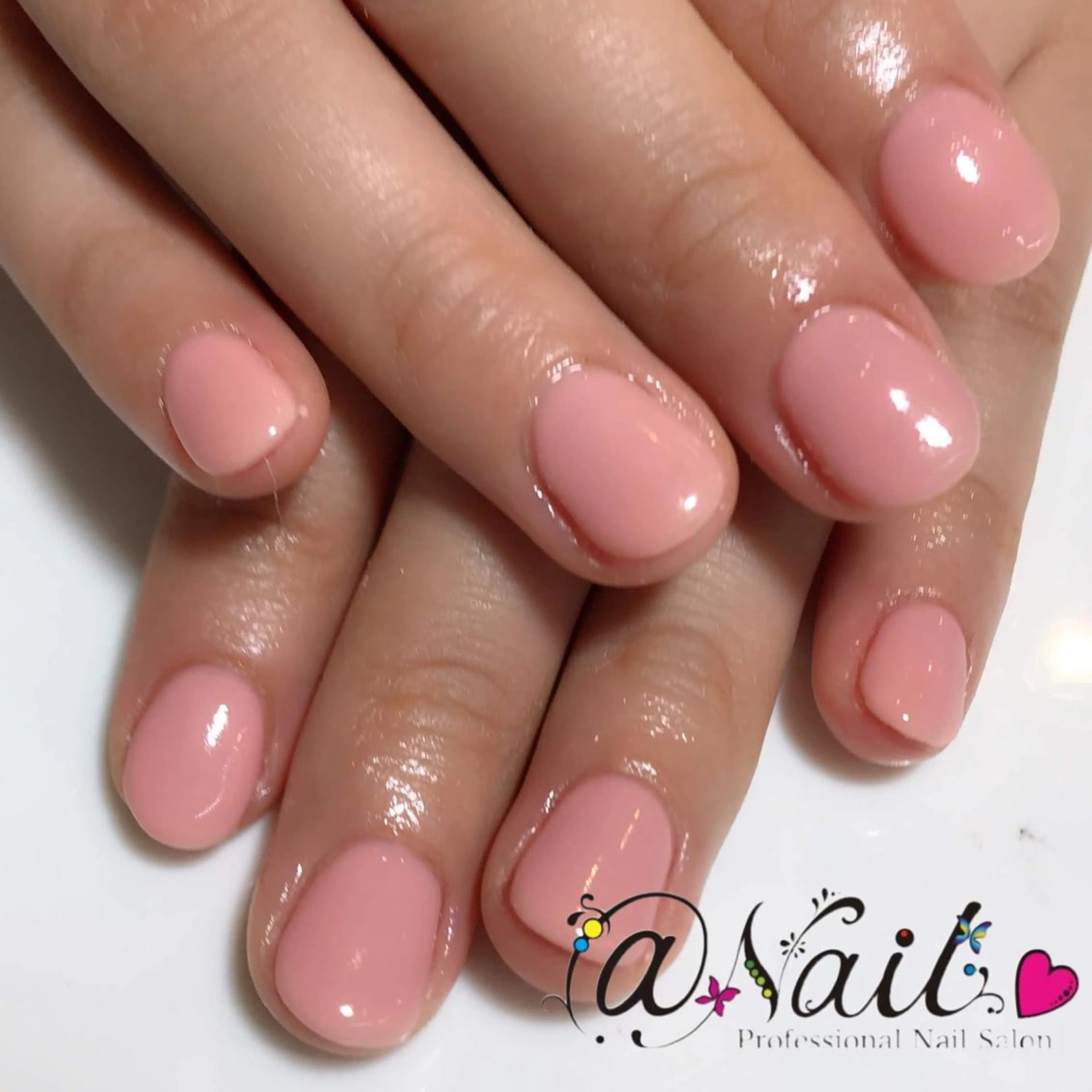 ネイル 小尾 栞のネイルデザイン