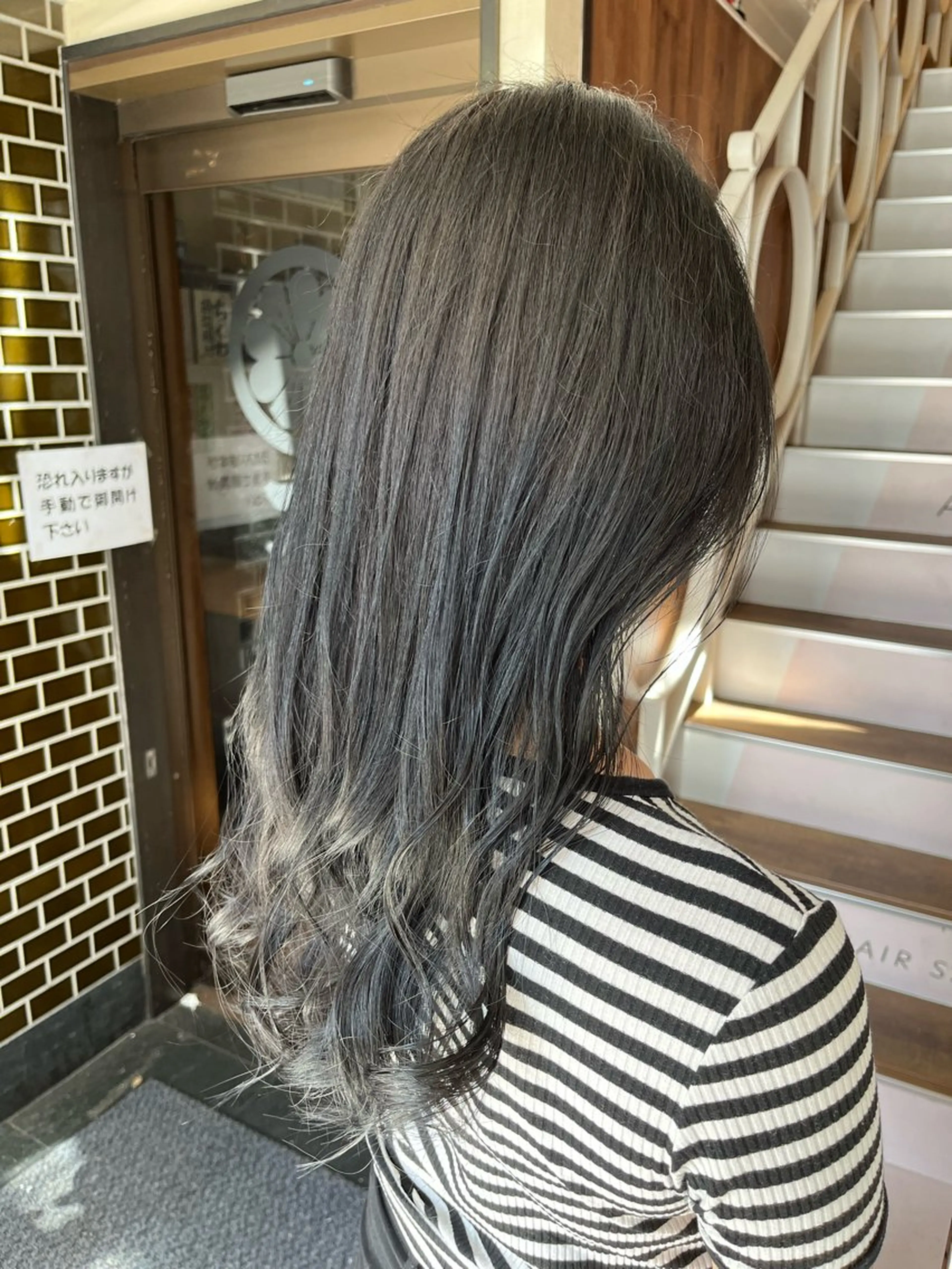 ロング カラー ヘアアレンジ ブリーチ 透明感カラー グレージュ カット ヘアカラー トリートメント 【暗め透明感カラー】 【インナー】小島良太のヘアスタイル