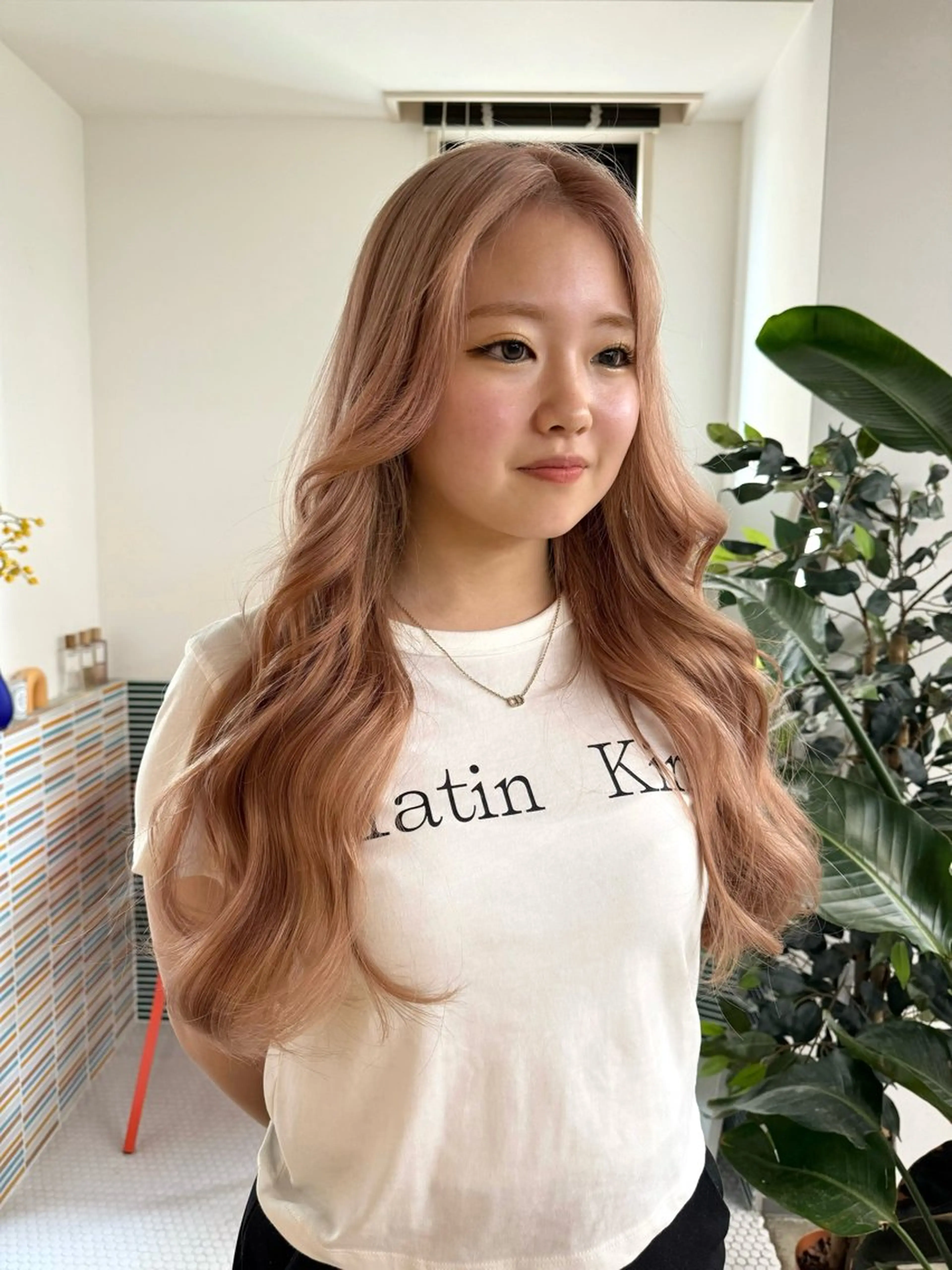 ロング カラー ブリーチ ケアブリーチ 韓国風ヘア カット ヘアカラー トリートメント 🩷ハイトーン透明感 レイヤー🩷ユリカのヘアスタイル