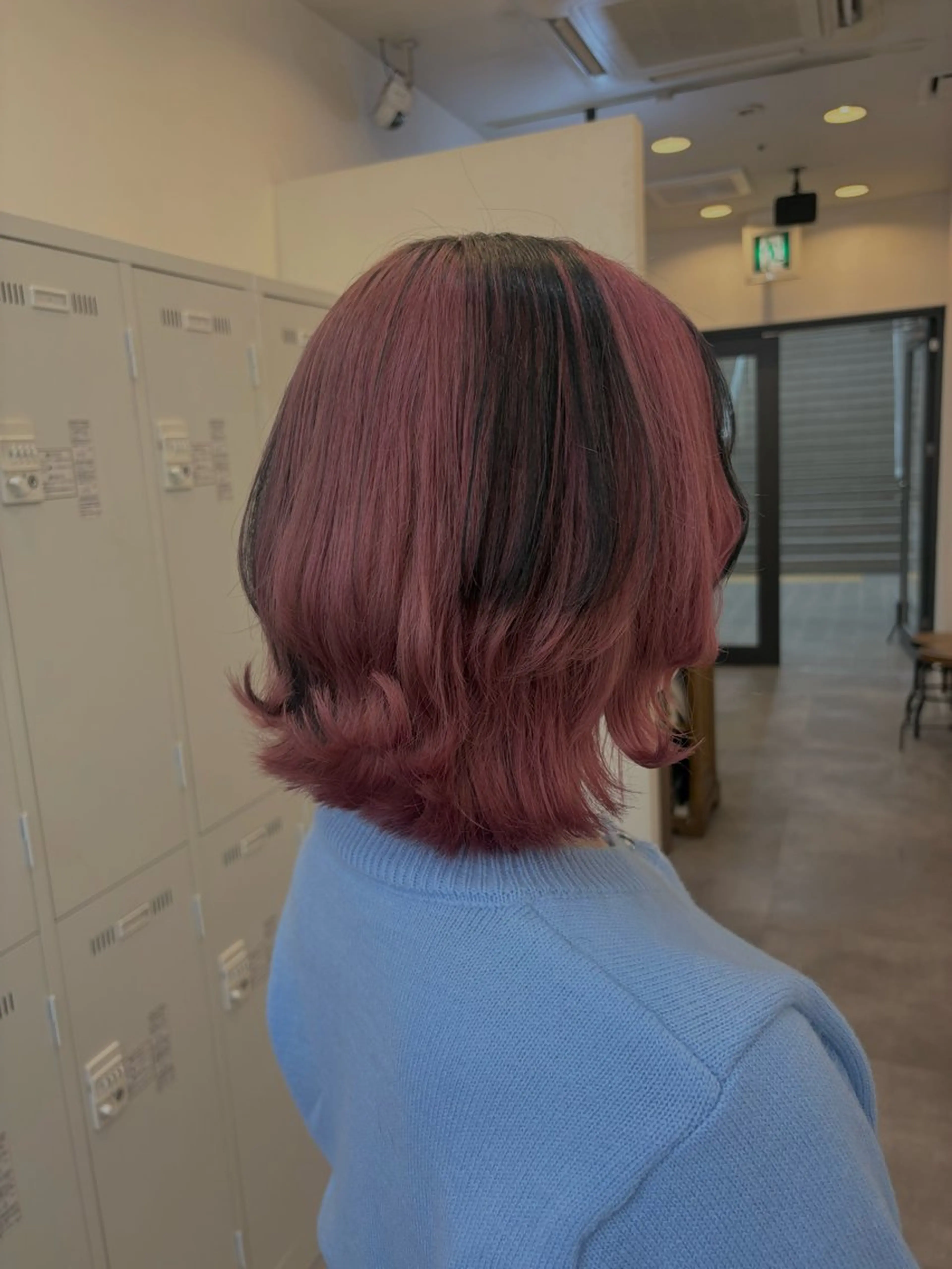 カラー デザインカラー 卒業式のヘアスタイル ヘアカラー suzu🍒 luxbeのヘアスタイル