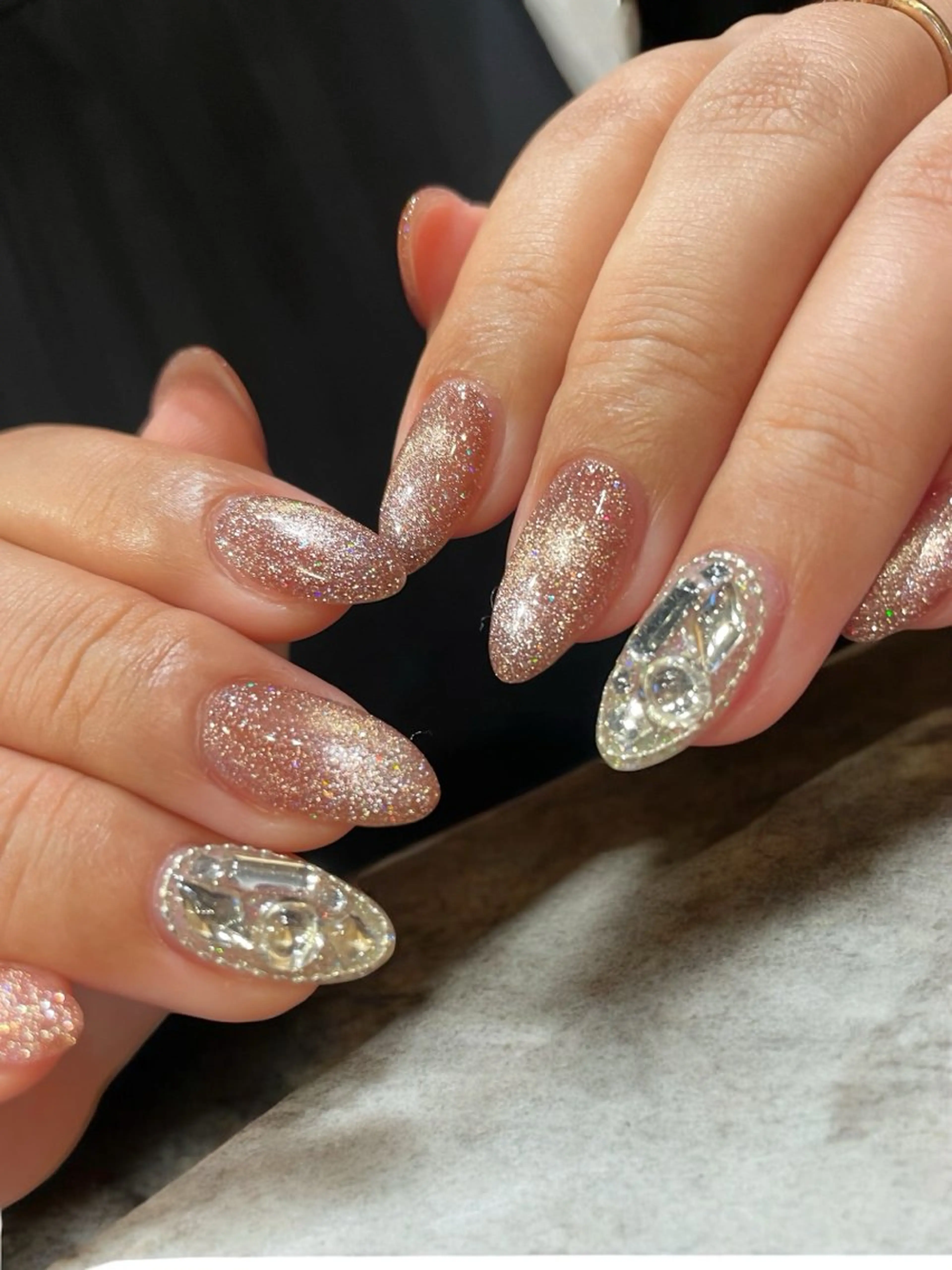 ネイル ハンドネイル Hisaka Mikiのネイルデザイン